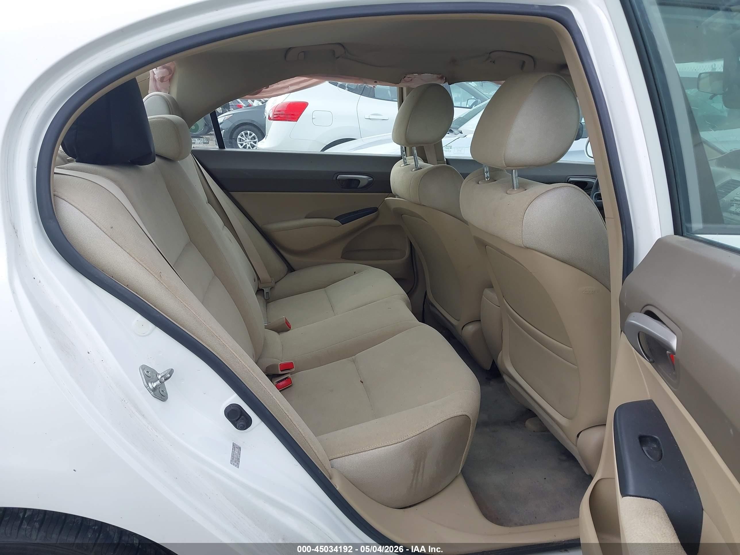 2007 Honda Civic Lx White vin: 1HGFA16557L122136