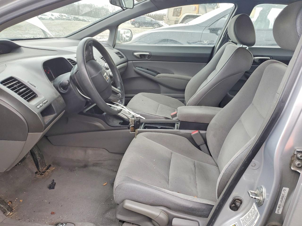 2008 Honda Civic Lx Silver vin: 1HGFA16558L064367