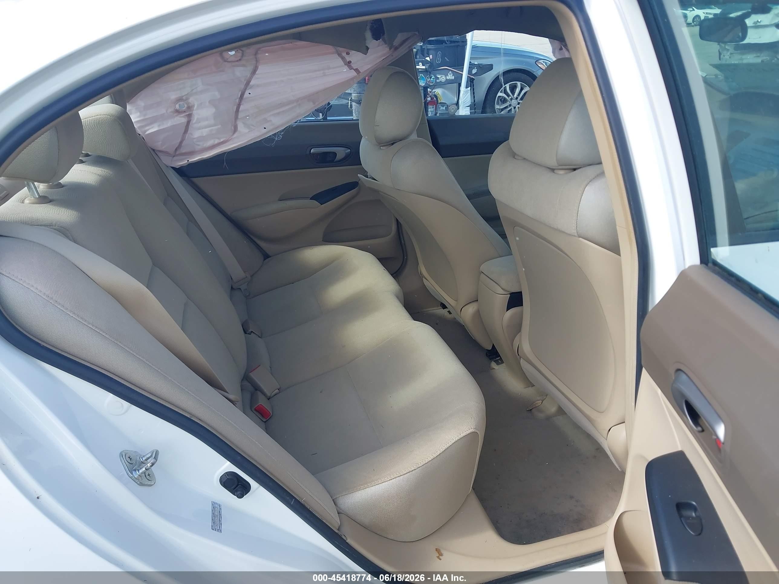 2008 Honda Civic Lx White vin: 1HGFA16558L119738