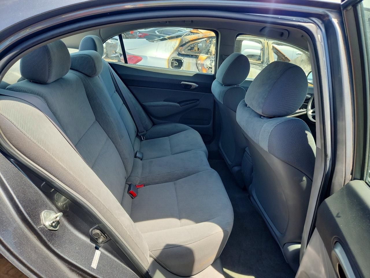 2009 Honda Civic Lx Silver vin: 1HGFA16559L017633