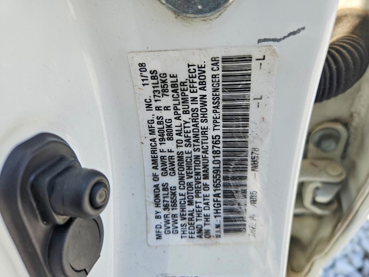 2009 Honda Civic Lx White vin: 1HGFA16559L018765