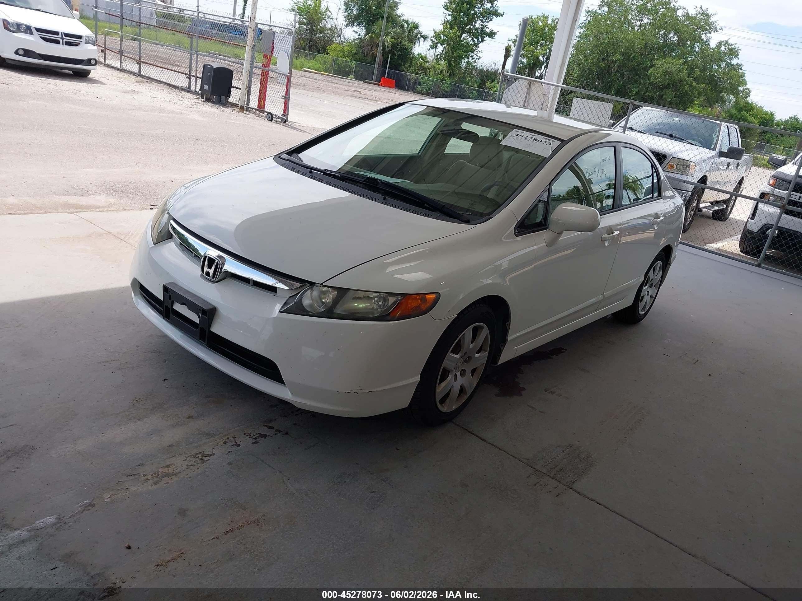 2007 Honda Civic Lx White vin: 1HGFA16567L028153