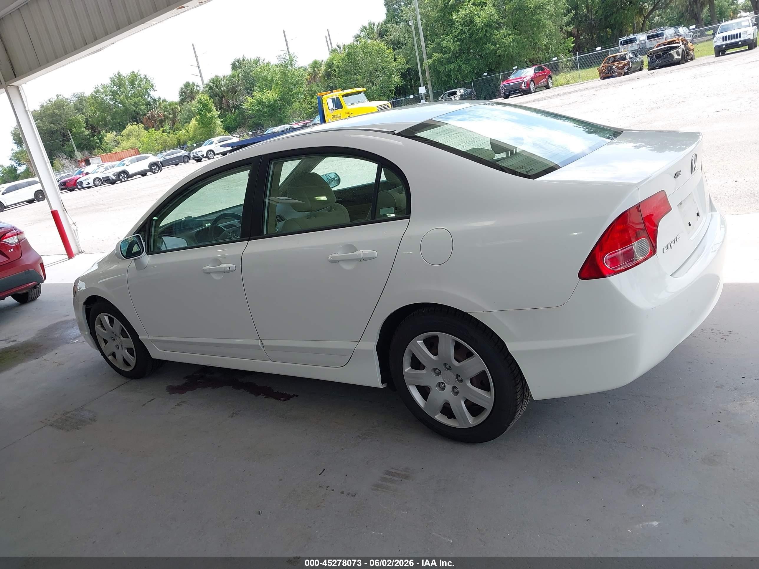2007 Honda Civic Lx White vin: 1HGFA16567L028153