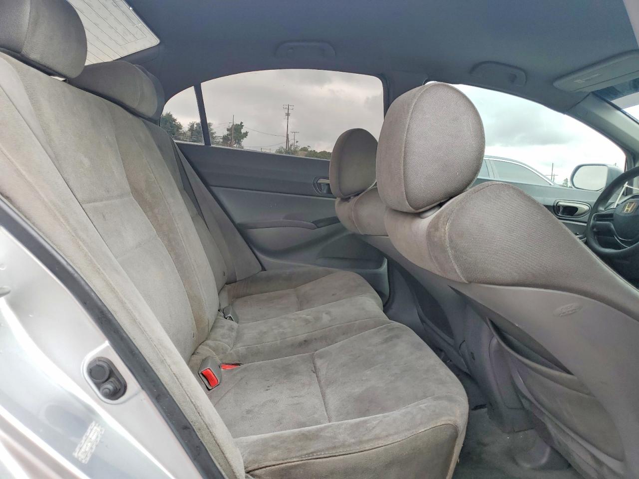 2007 Honda Civic Lx Silver vin: 1HGFA16567L112330