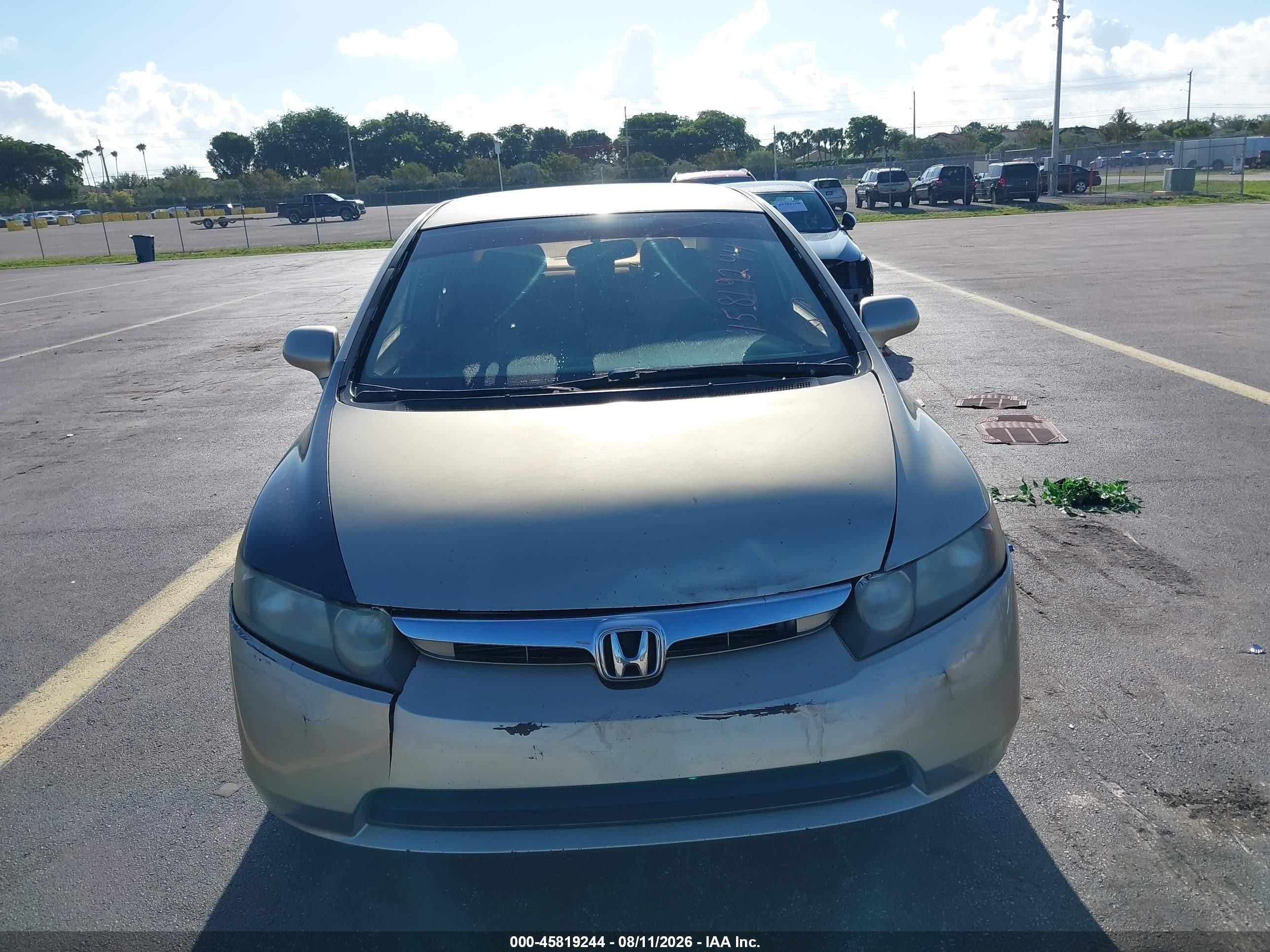 2008 Honda Civic Lx Cream vin: 1HGFA16568L000077