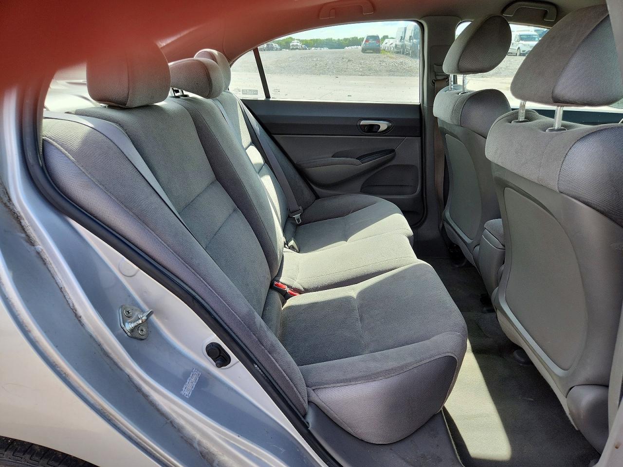 2008 Honda Civic Lx Silver vin: 1HGFA16568L038232