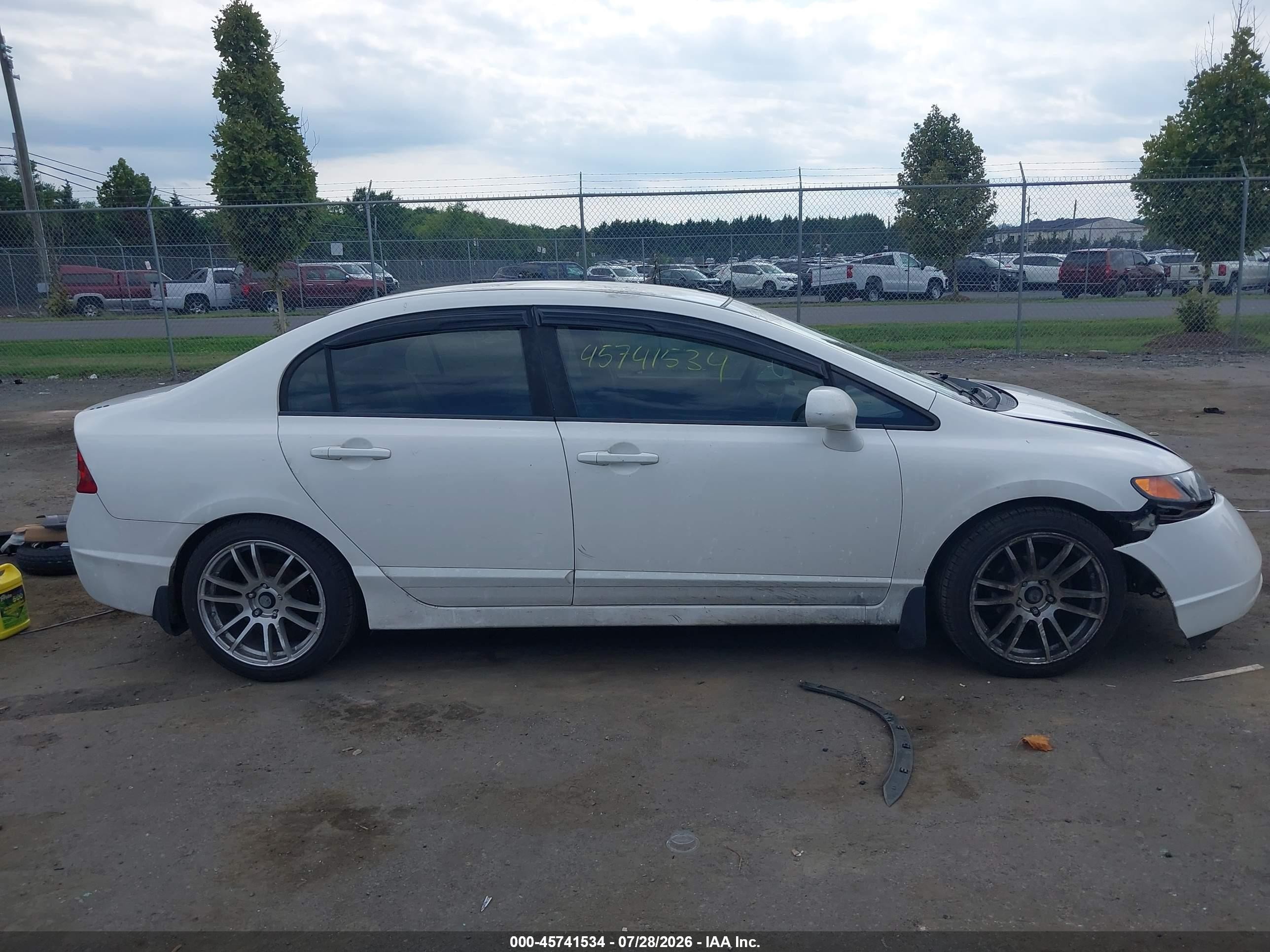 2008 Honda Civic Lx White vin: 1HGFA16568L042152
