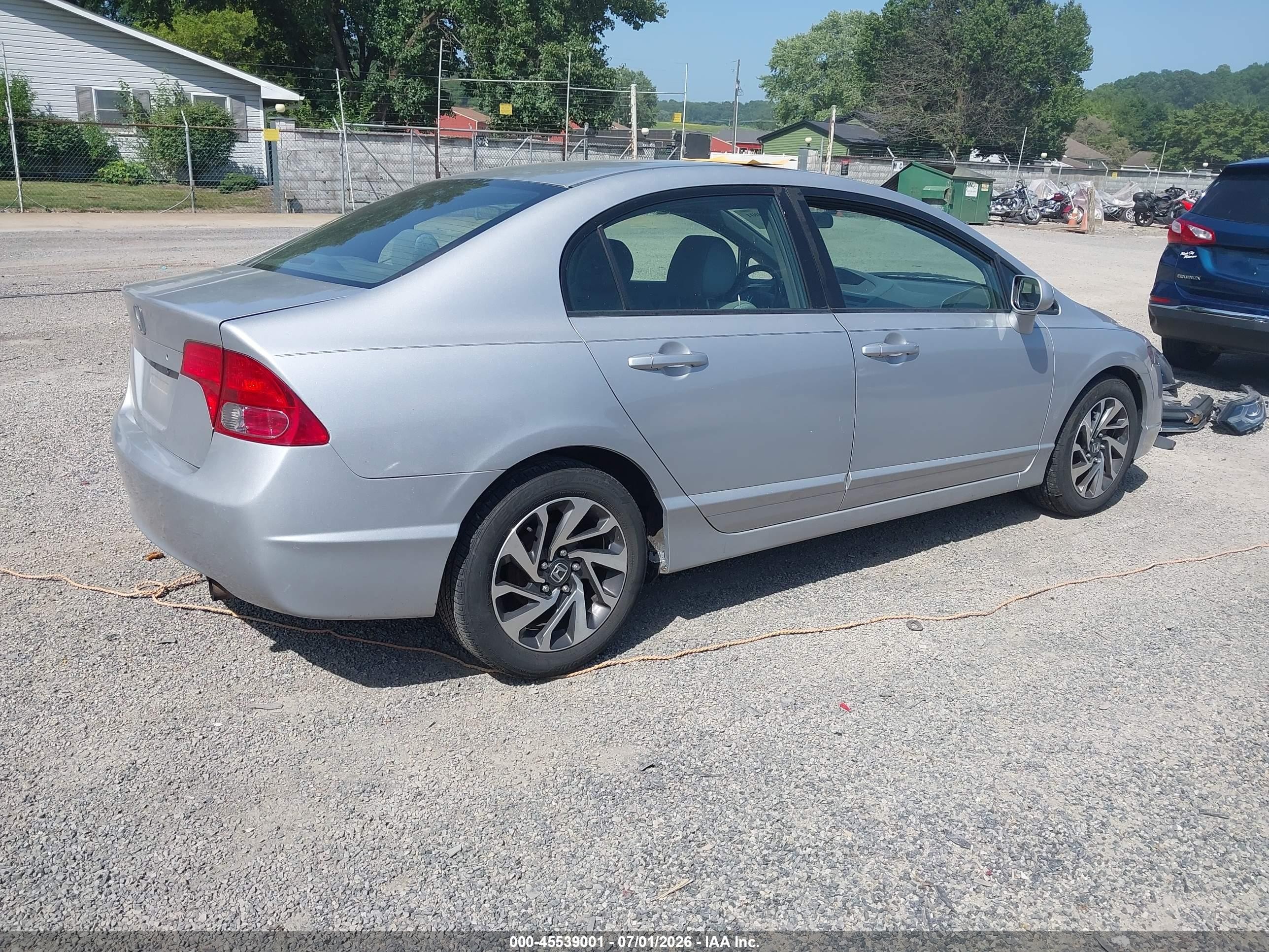 2008 Honda Civic Lx Silver vin: 1HGFA16568L044628