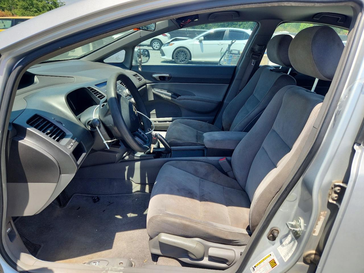 2008 Honda Civic Lx Серебряный vin: 1HGFA16568L065575