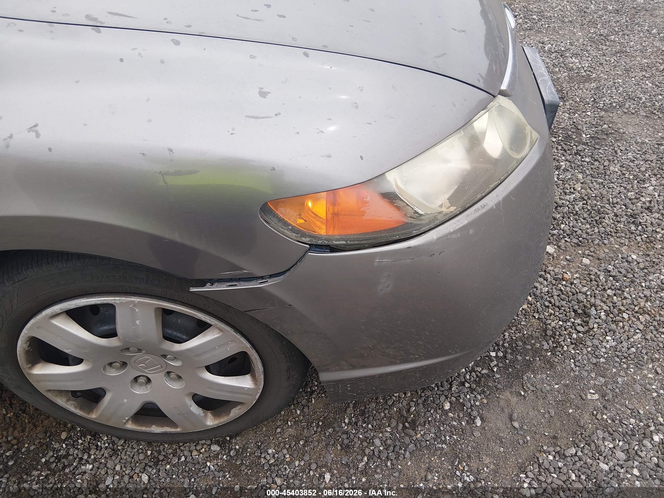 2008 Honda Civic Lx Silver vin: 1HGFA16568L068556