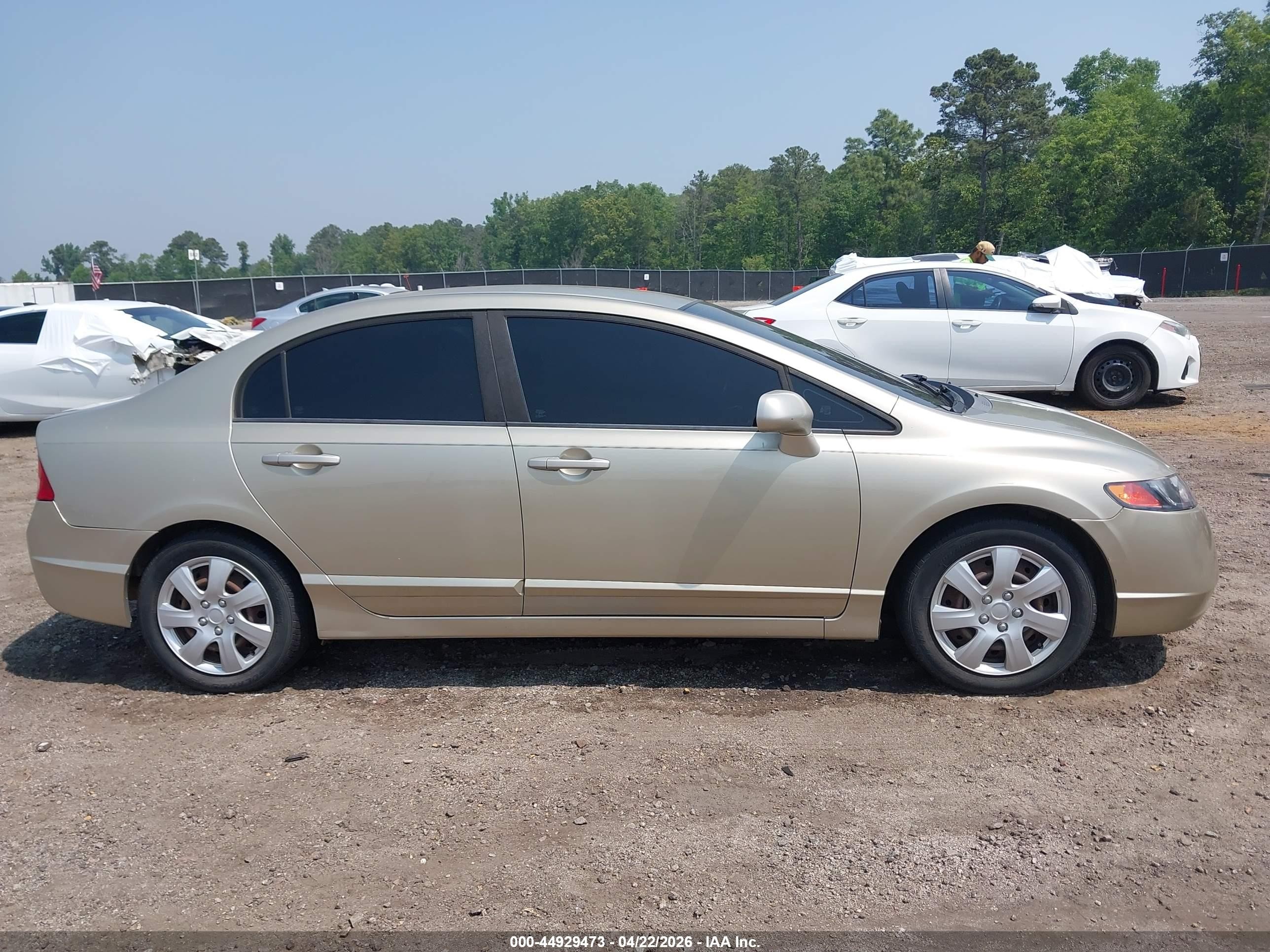 2008 Honda Civic Lx Champagne vin: 1HGFA16568L084742