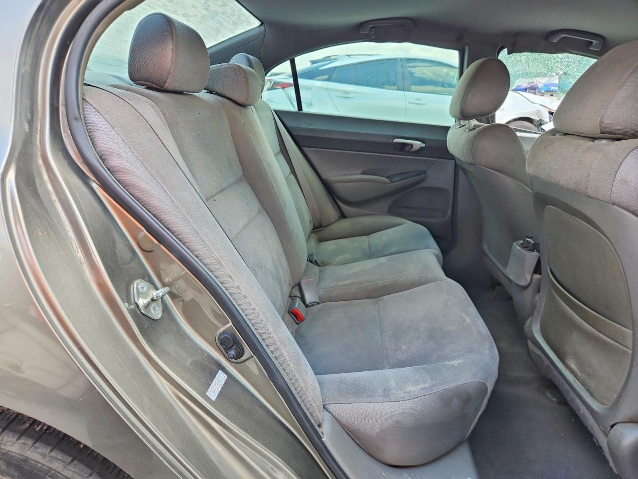 2006 Honda Civic Lx Tan vin: 1HGFA16576L082186