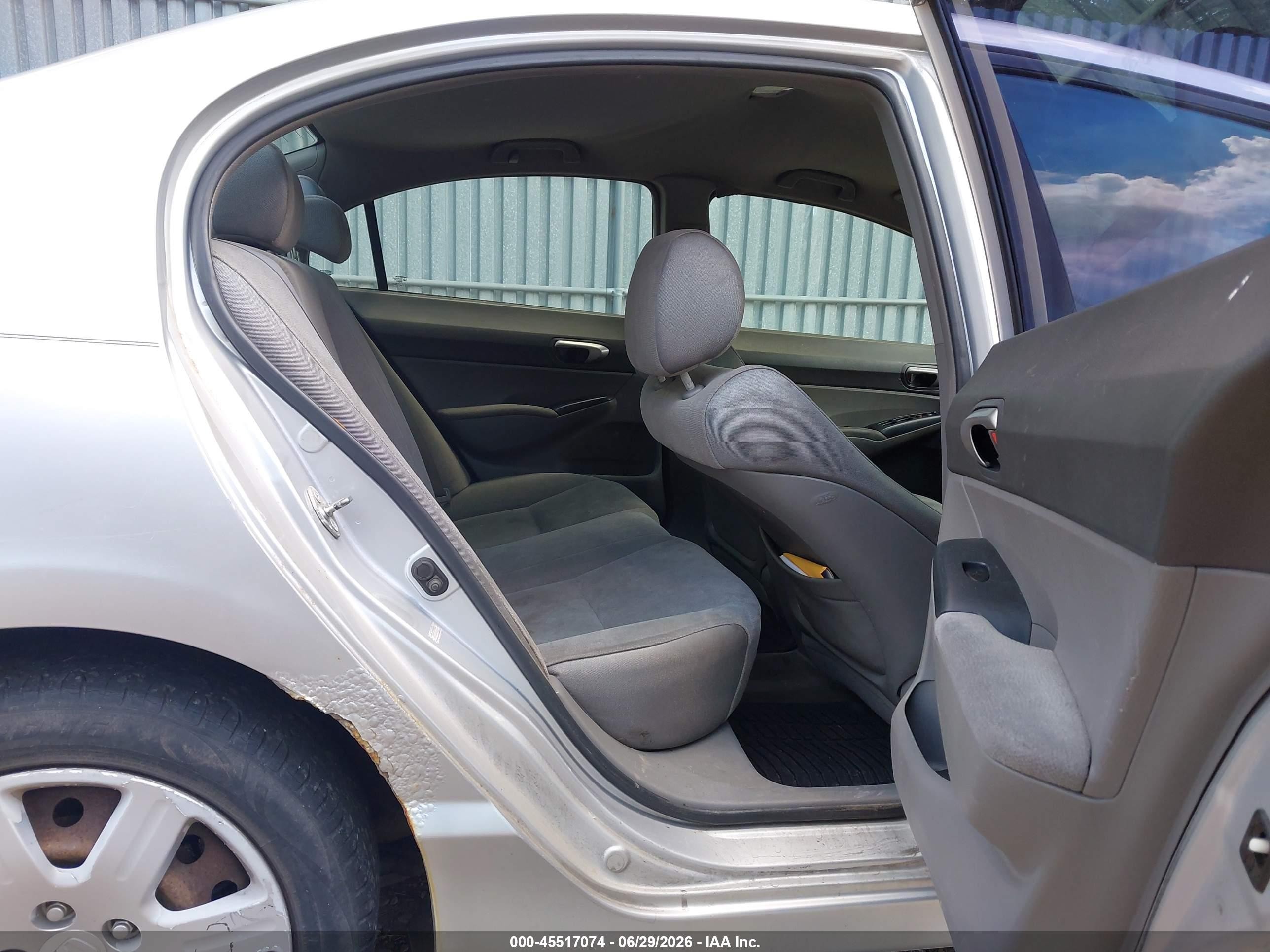 2007 Honda Civic Lx Gray vin: 1HGFA16577L033507