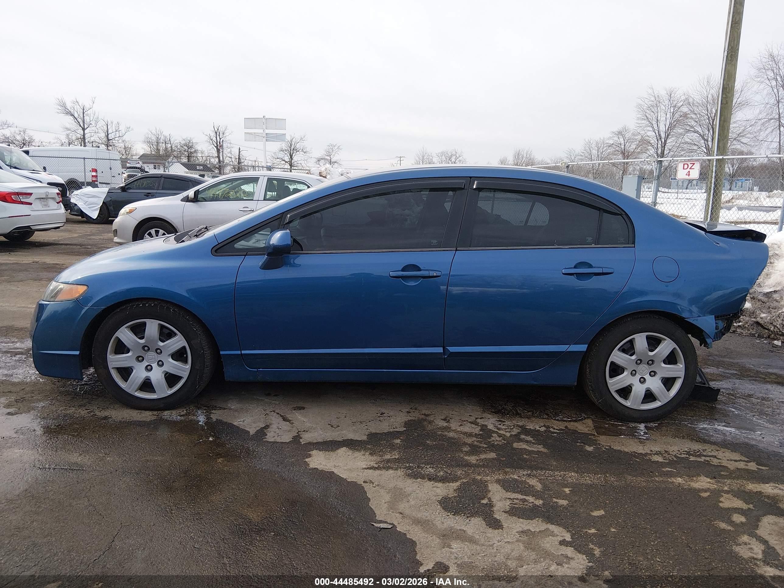 2007 Honda Civic Lx Blue vin: 1HGFA16577L035239