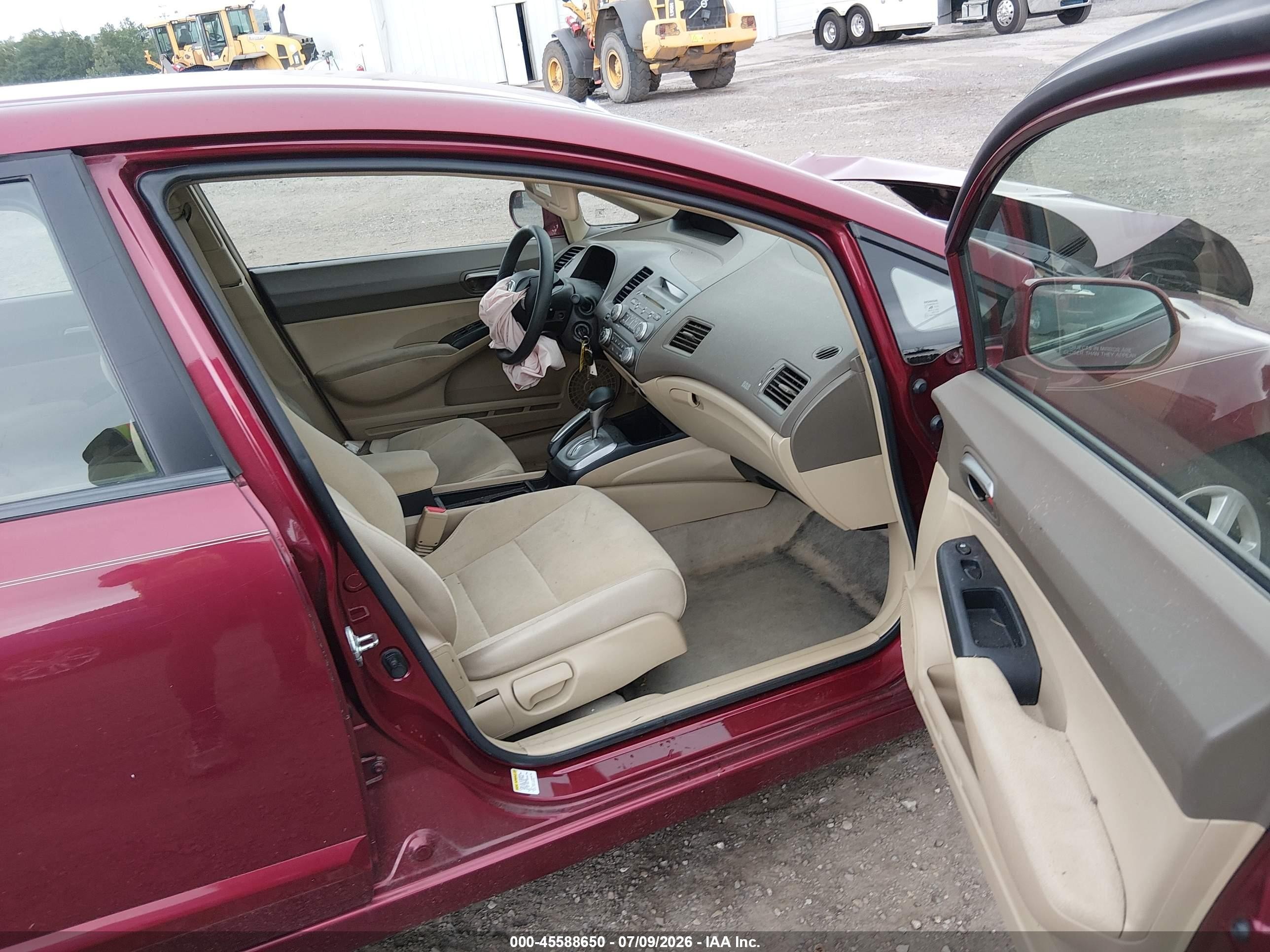 2007 Honda Civic Lx Red vin: 1HGFA16577L083694