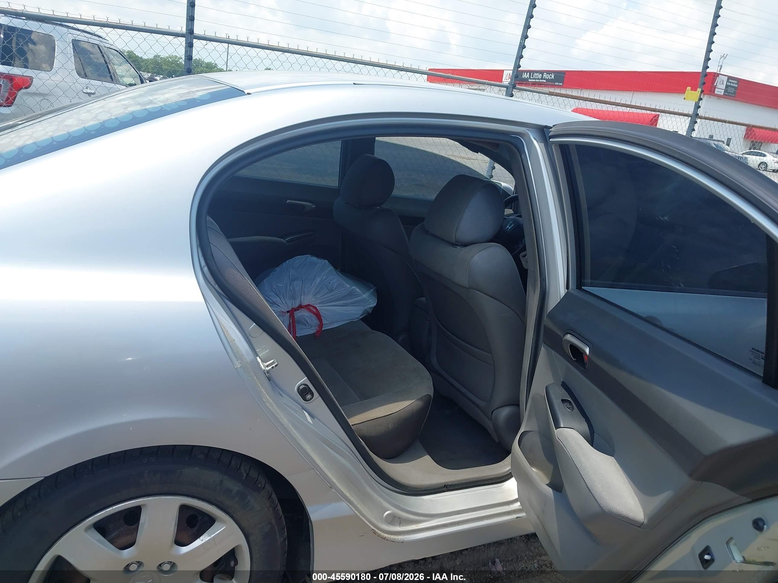 2007 Honda Civic Lx Silver vin: 1HGFA16577L106794