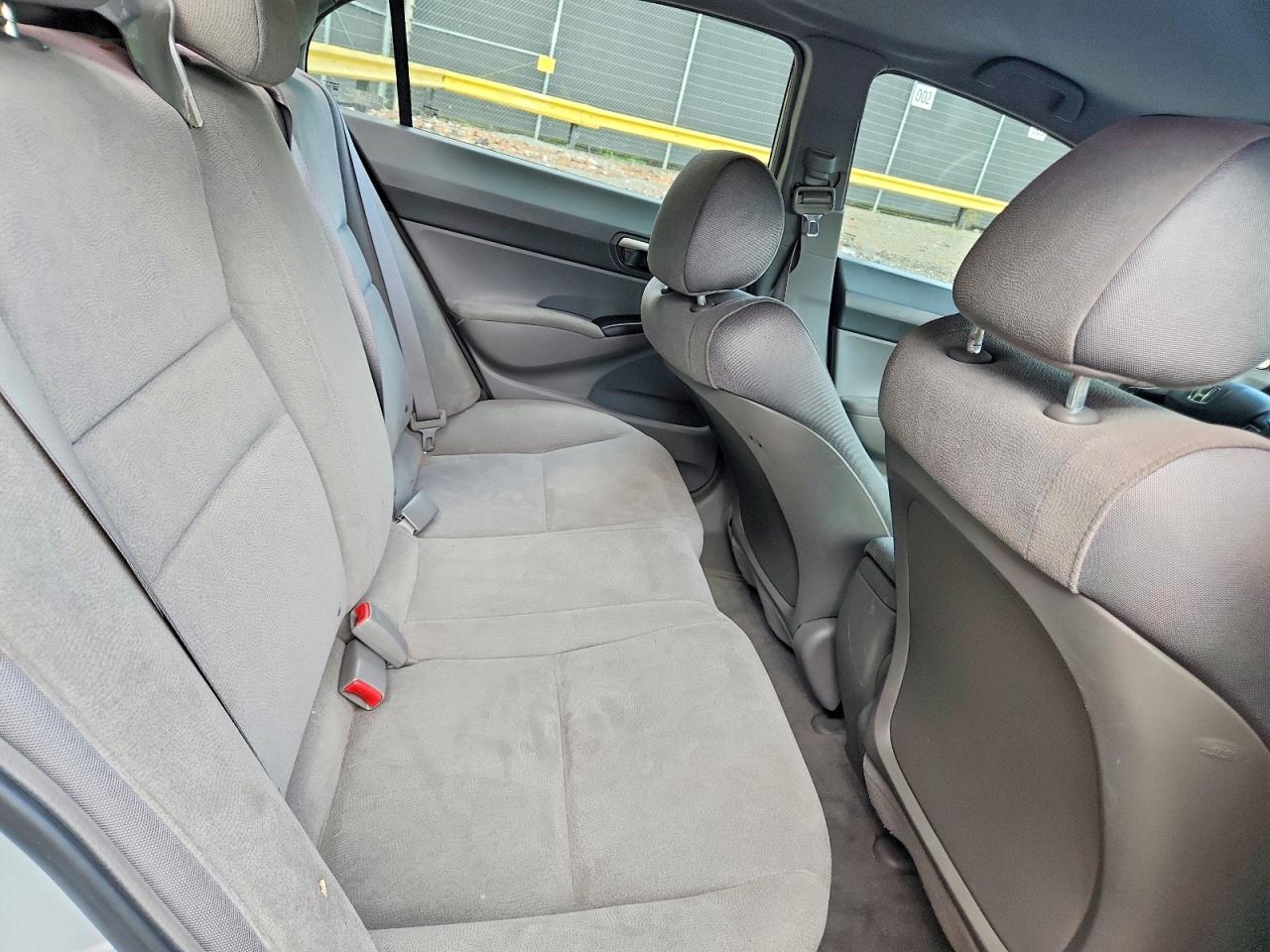 2008 Honda Civic Lx Серебряный vin: 1HGFA16578L073975
