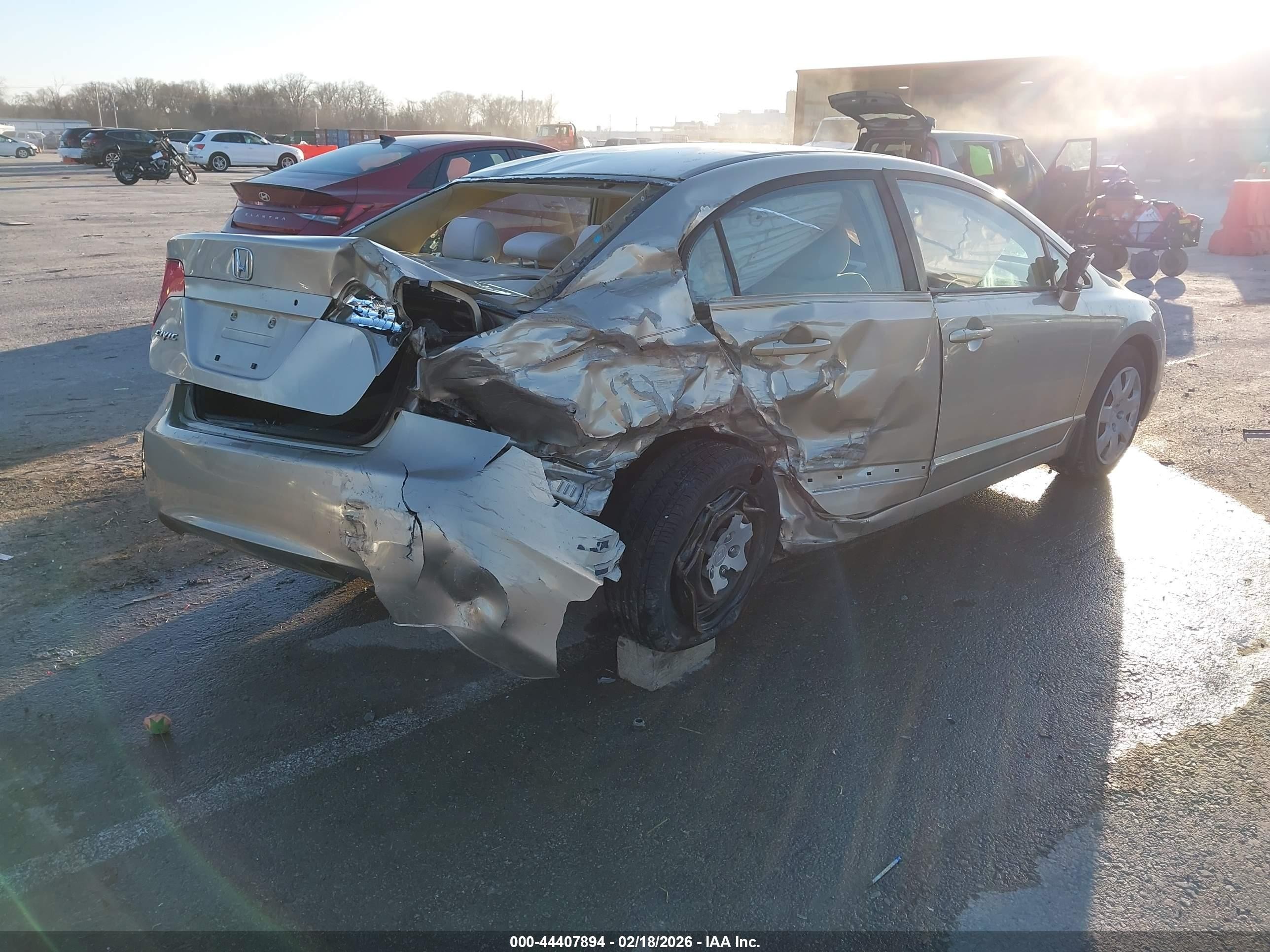 2008 Honda Civic Lx Золотой vin: 1HGFA16578L112094