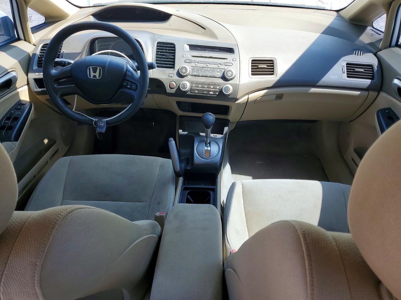 2006 Honda Civic Lx White vin: 1HGFA16586L012177