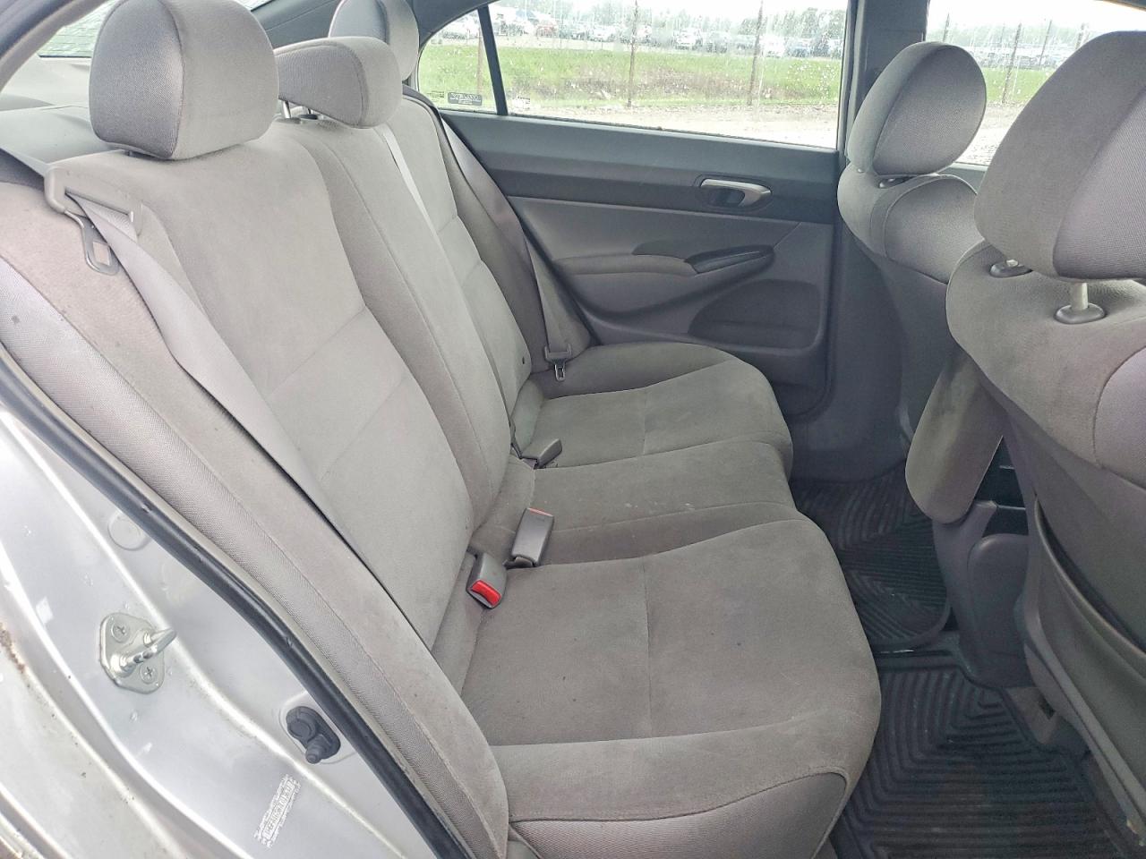 2007 Honda Civic Lx Silver vin: 1HGFA16587L013637