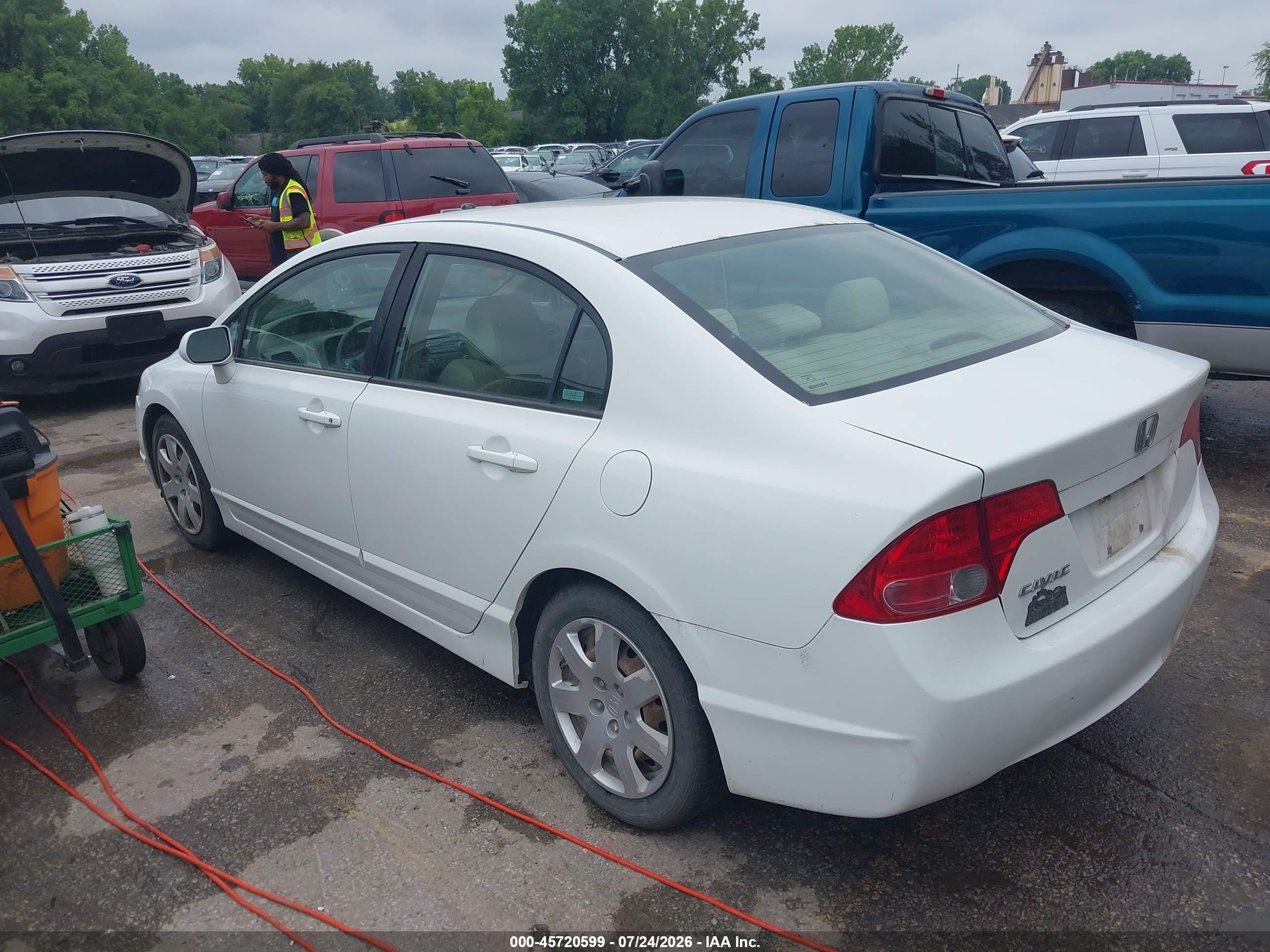 2007 Honda Civic Lx White vin: 1HGFA16587L042202