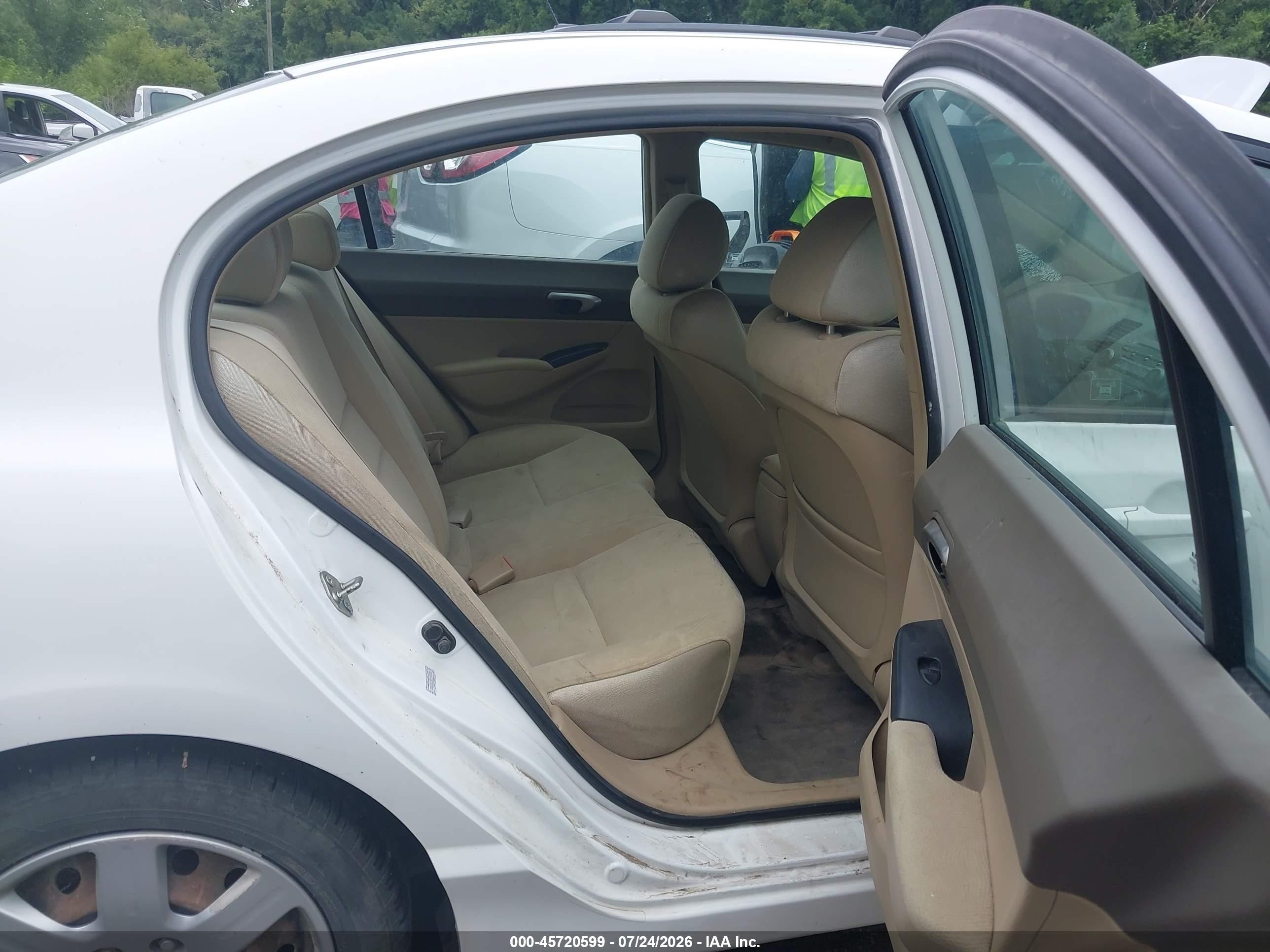 2007 Honda Civic Lx White vin: 1HGFA16587L042202