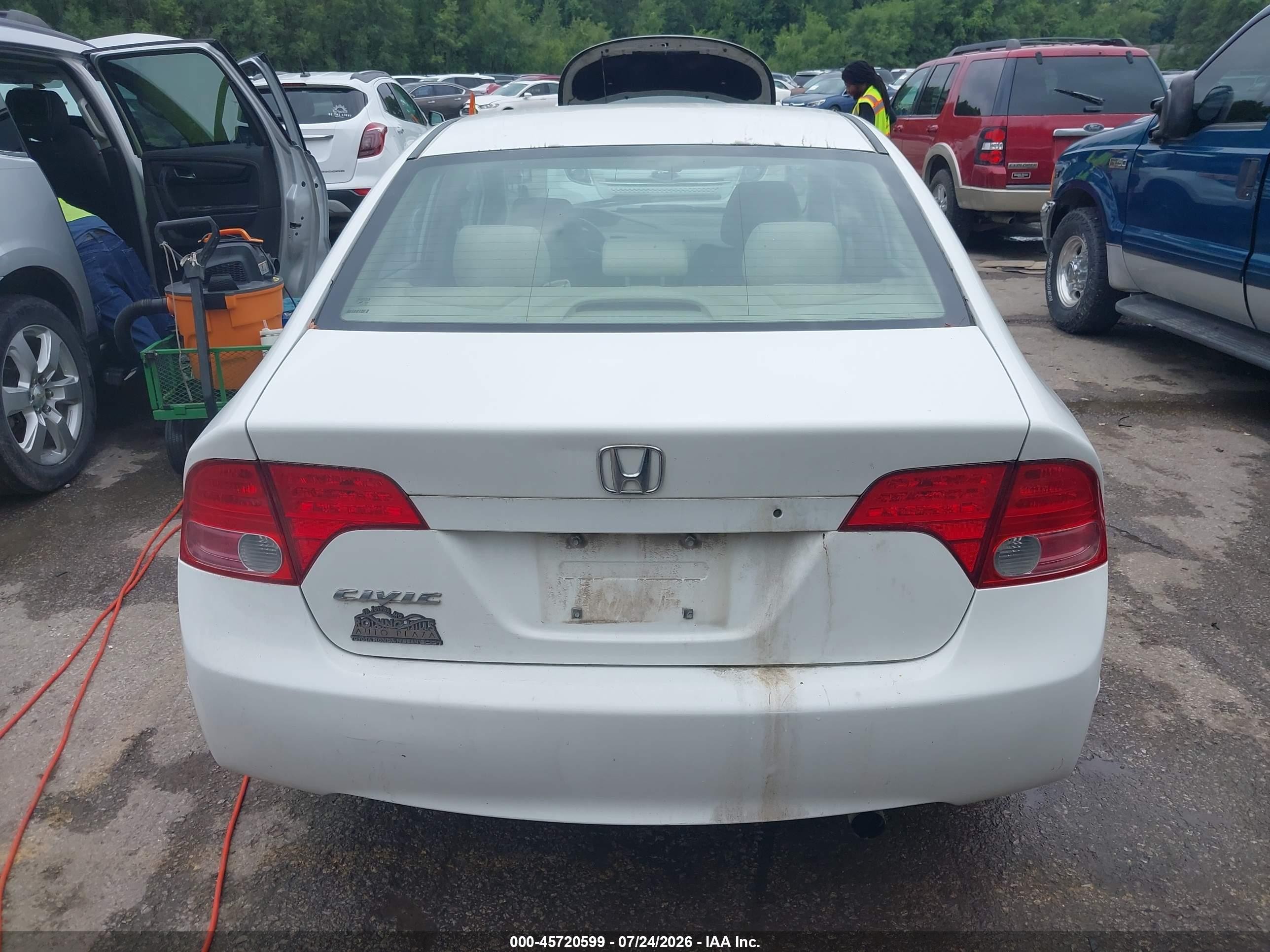 2007 Honda Civic Lx White vin: 1HGFA16587L042202