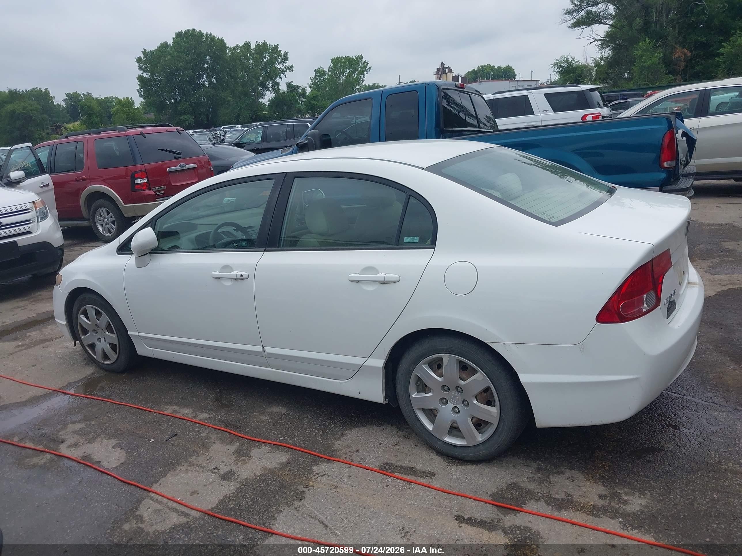 2007 Honda Civic Lx White vin: 1HGFA16587L042202