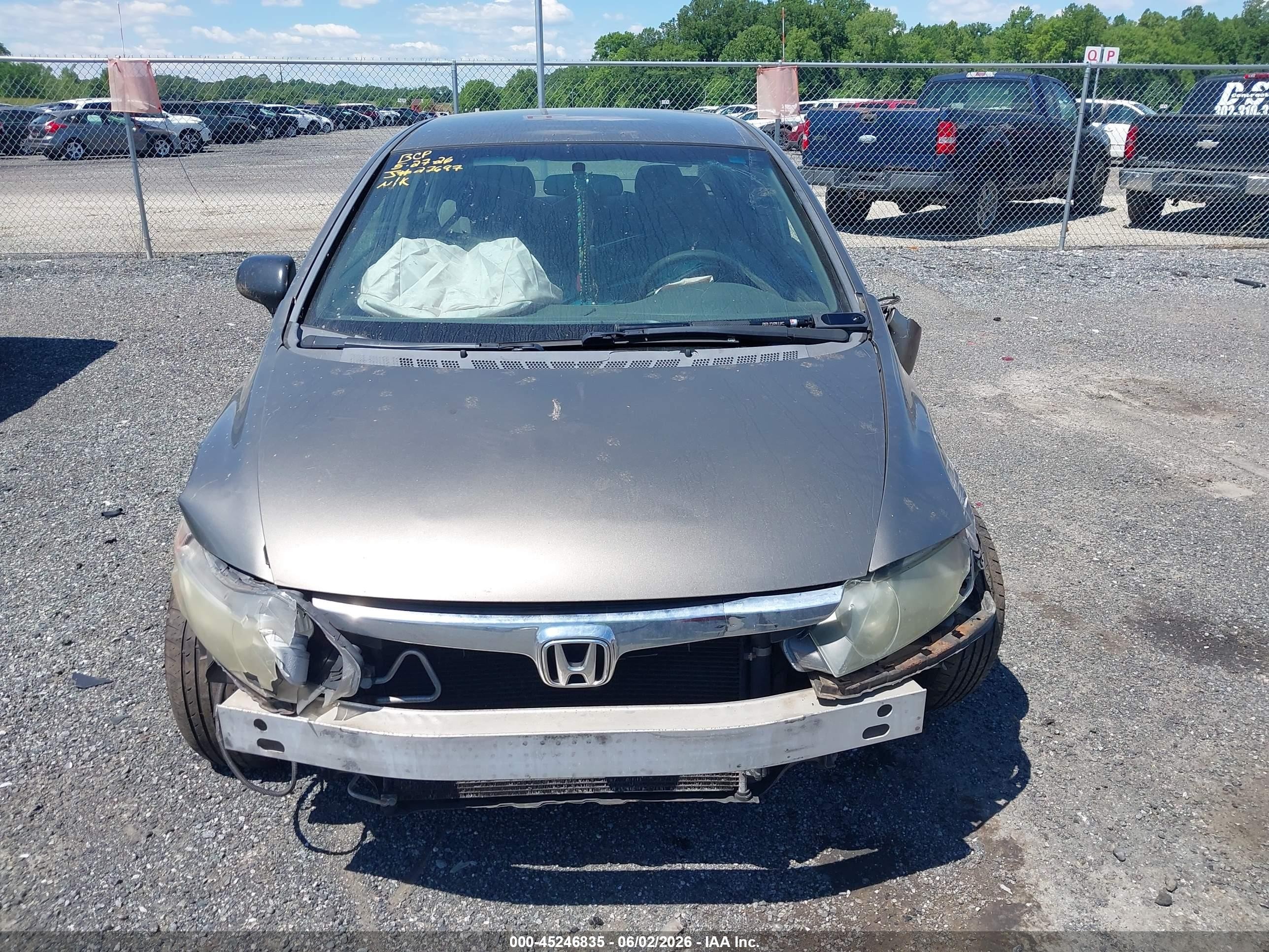 2007 Honda Civic Lx Pewter vin: 1HGFA16587L057699
