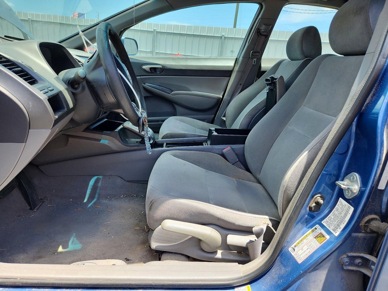 2008 Honda Civic Lx Blue vin: 1HGFA16588L092857