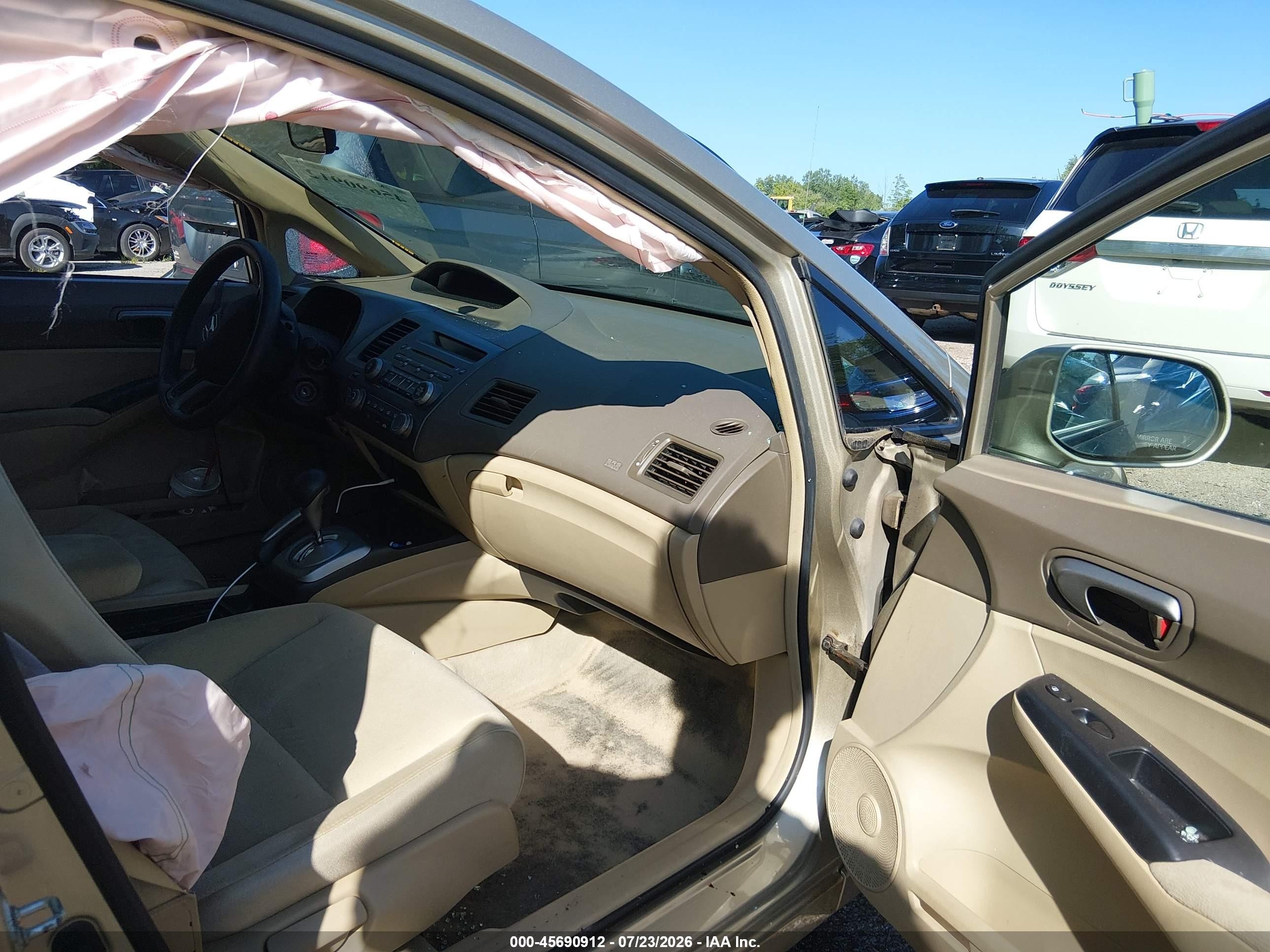 2008 Honda Civic Lx Gold vin: 1HGFA16588L104554