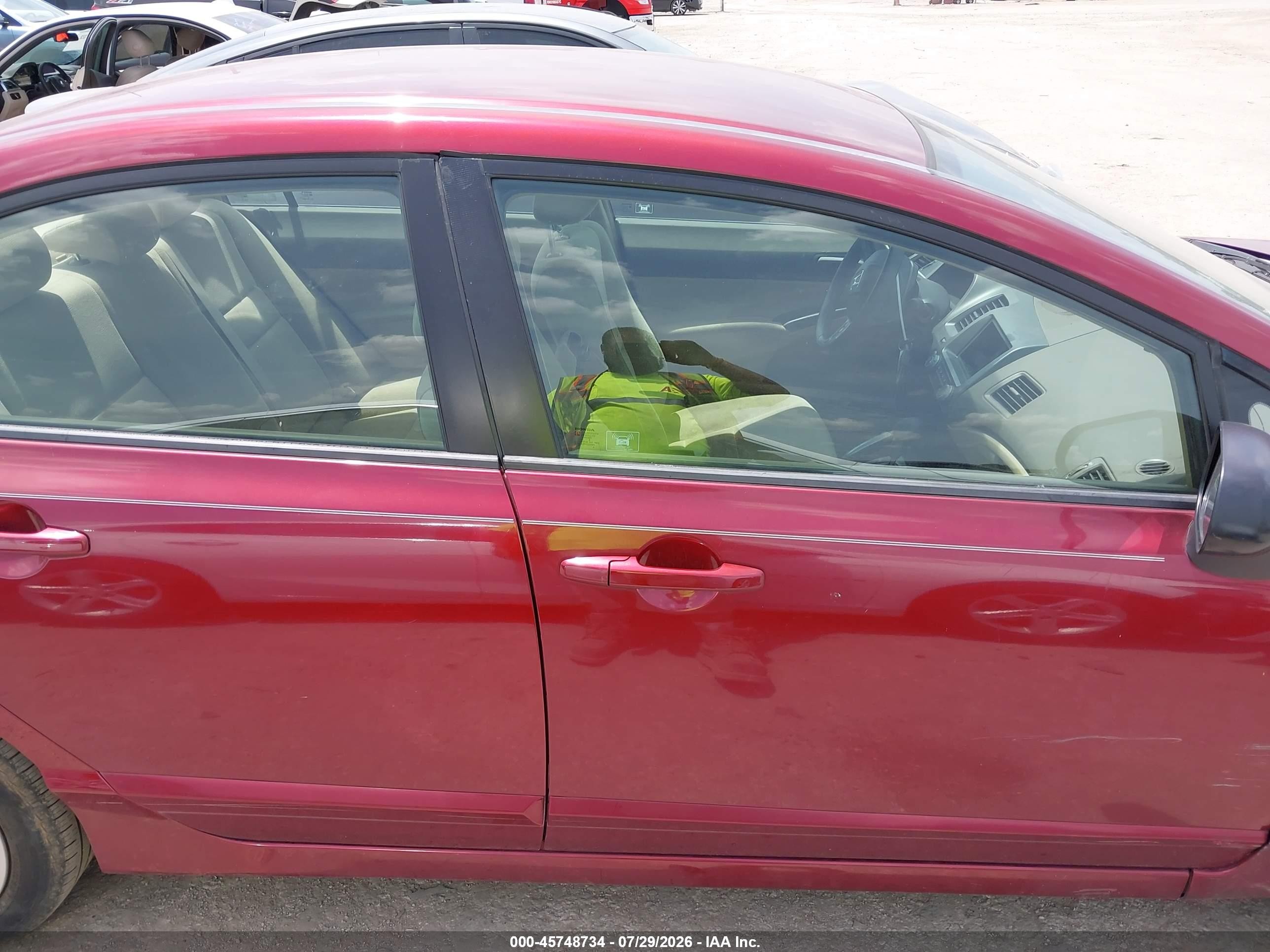 2008 Honda Civic Lx Maroon vin: 1HGFA16588L118051