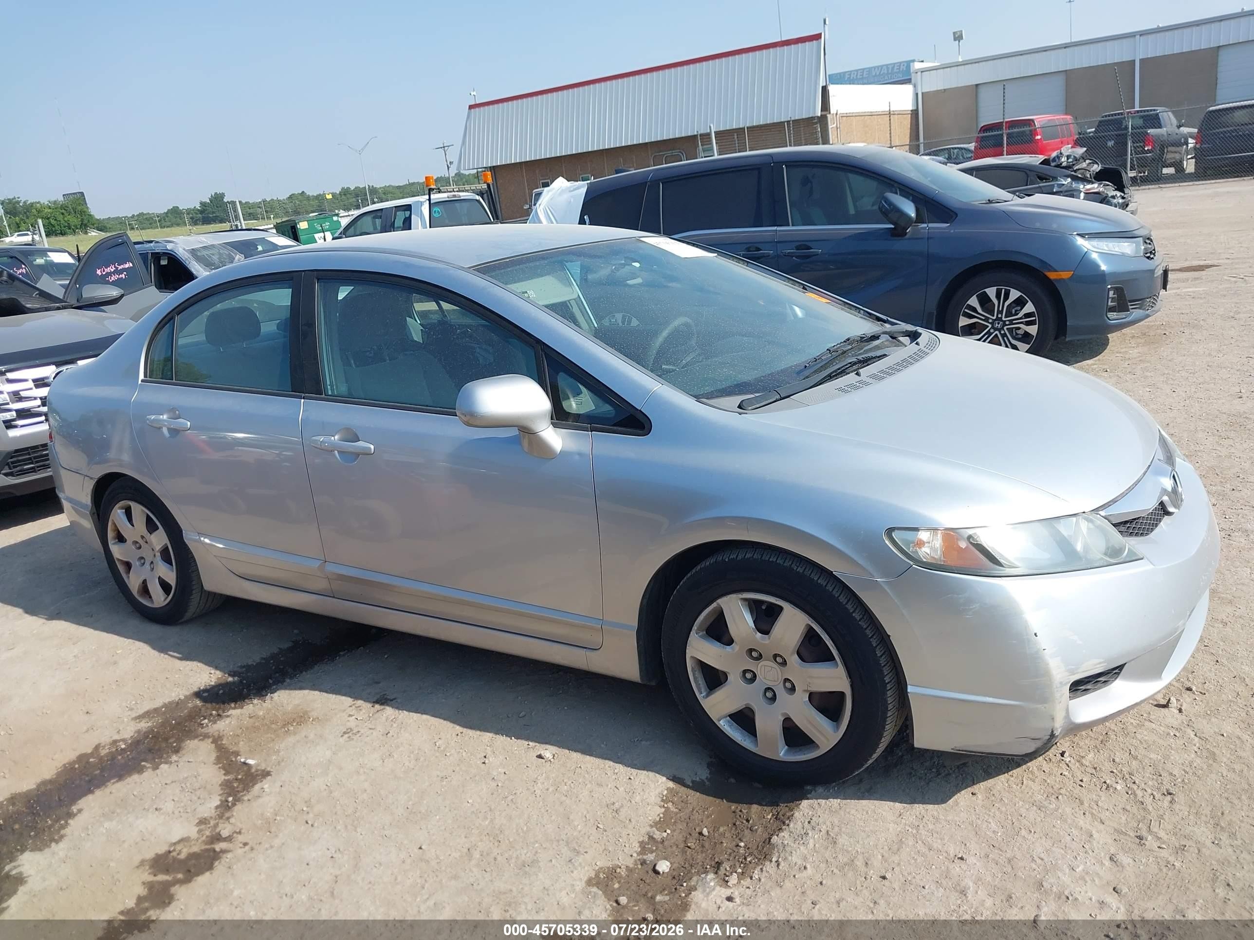 2009 Honda Civic Lx Серебряный vin: 1HGFA16589L023362