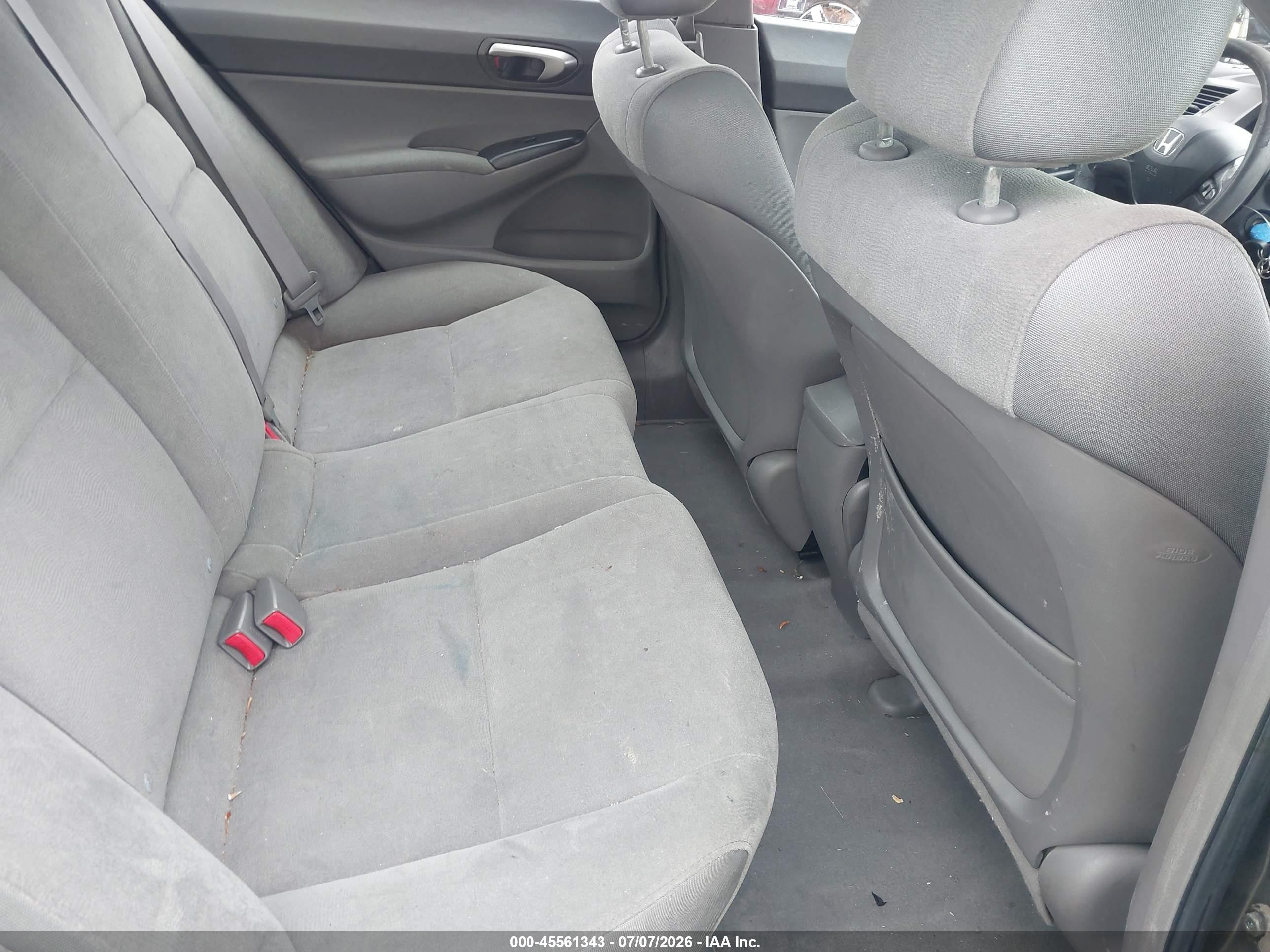 2006 Honda Civic Lx Silver vin: 1HGFA16596L027173