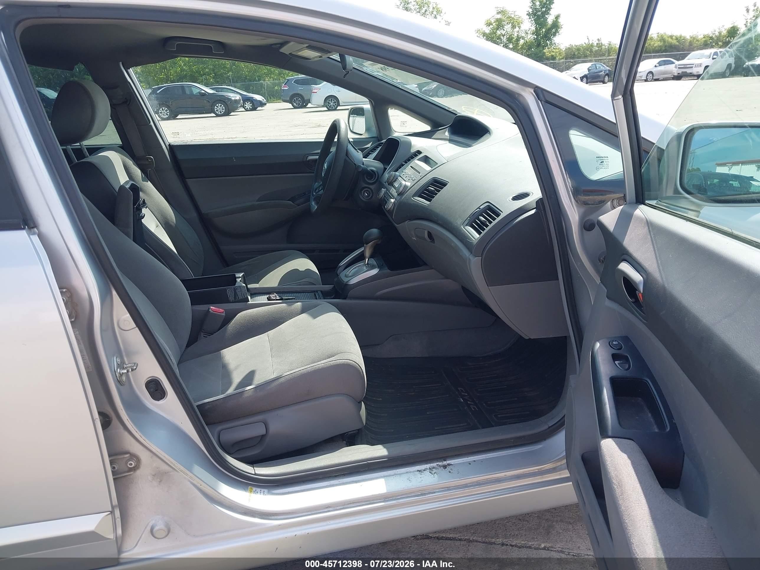 2006 Honda Civic Lx Silver vin: 1HGFA16596L133445