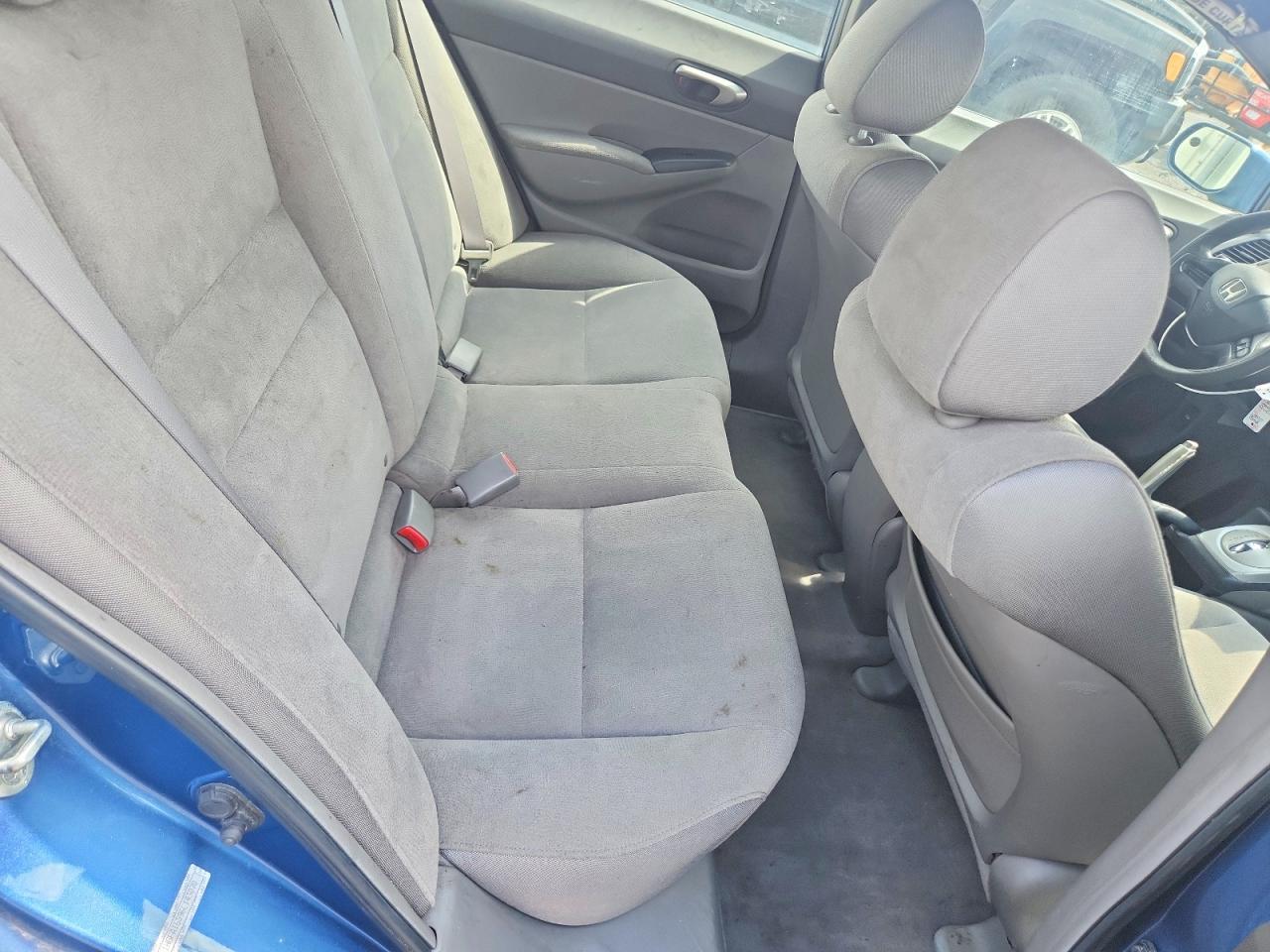 2006 Honda Civic Lx Blue vin: 1HGFA16596L143070