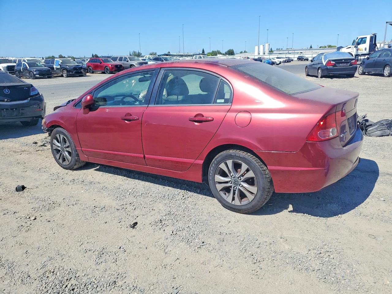 2007 Honda Civic Lx Burgundy vin: 1HGFA16597L135875