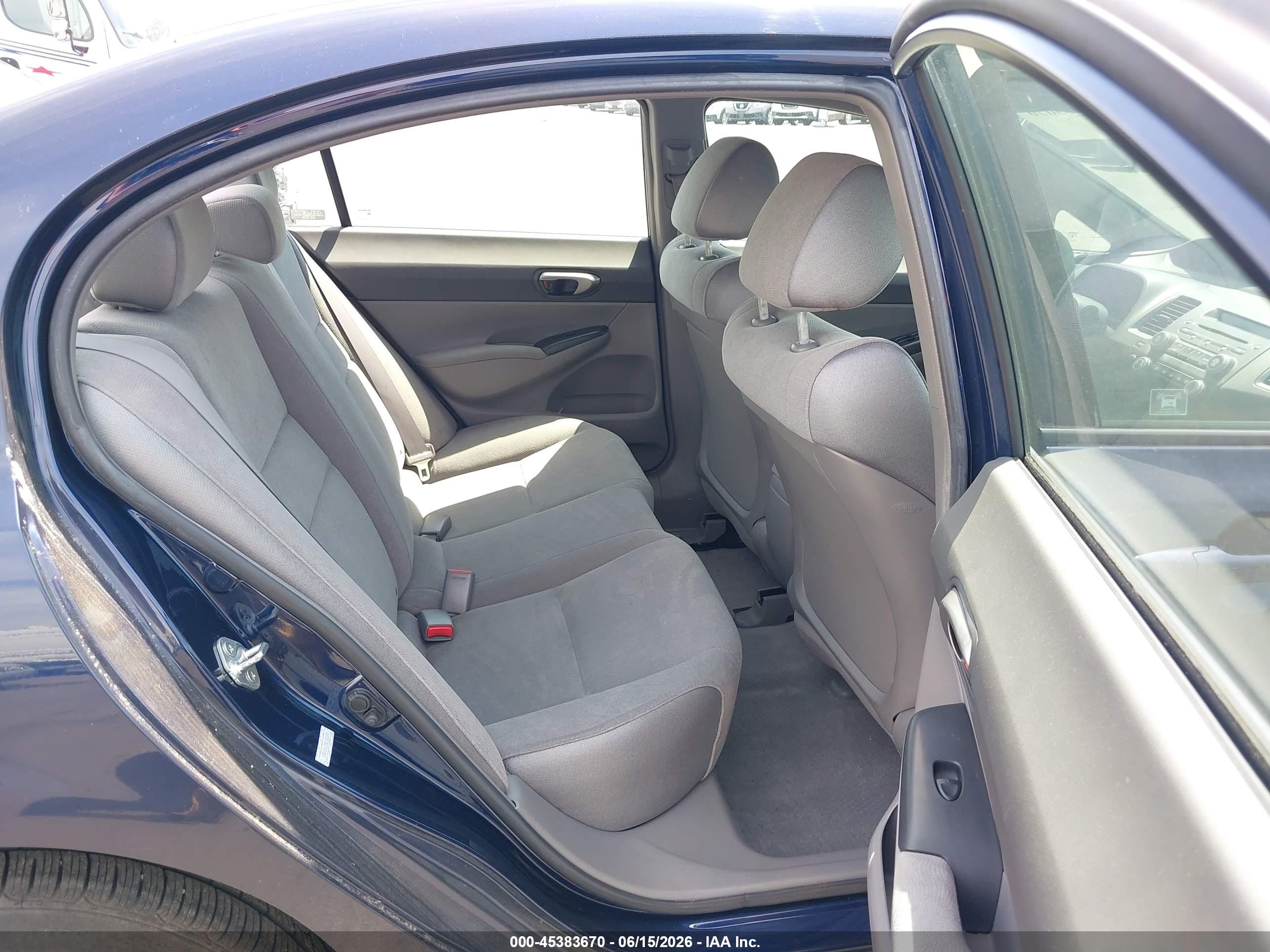 2008 Honda Civic Lx Blue vin: 1HGFA16598L008044