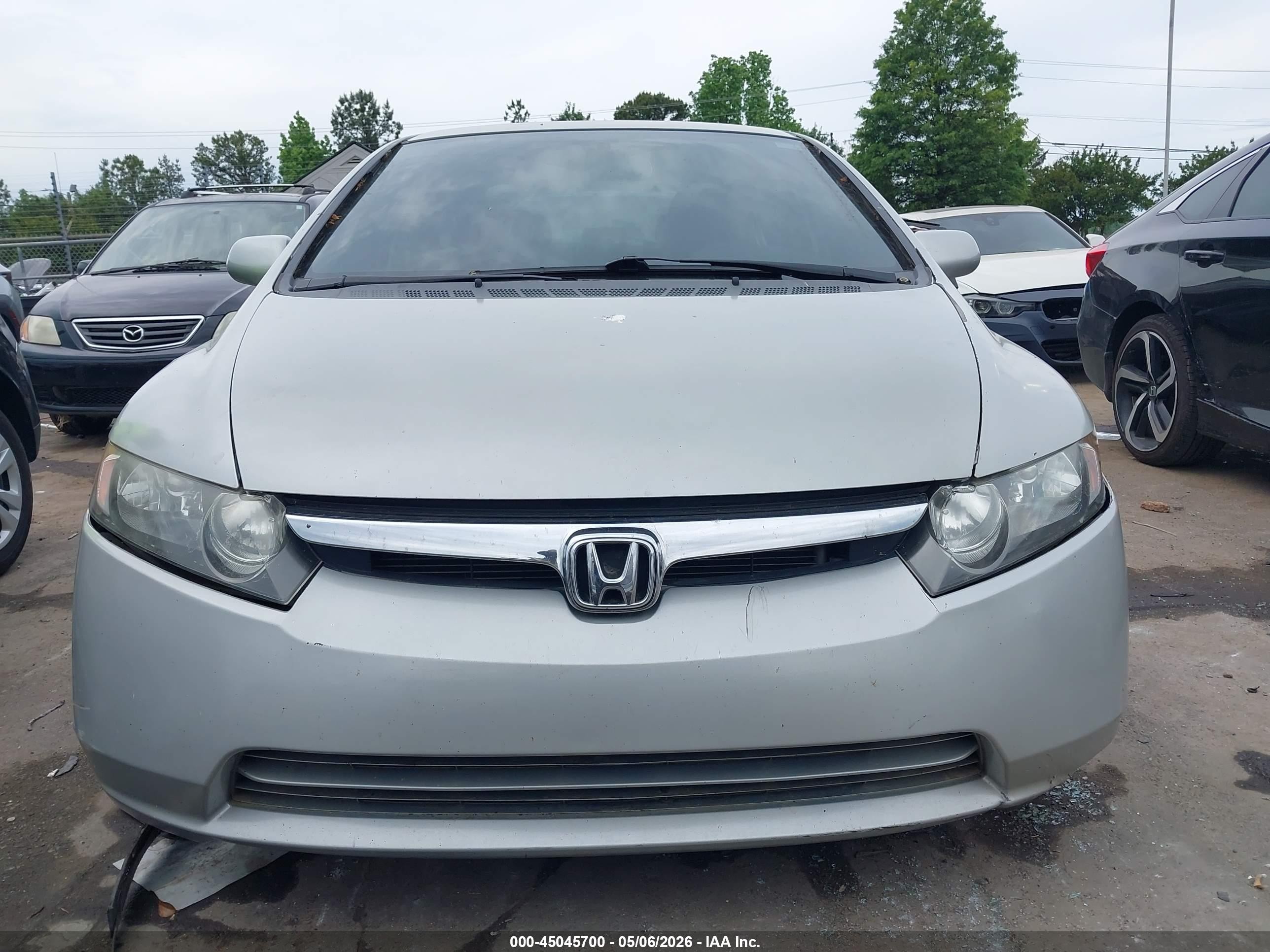 2008 Honda Civic Lx Silver vin: 1HGFA16598L028794