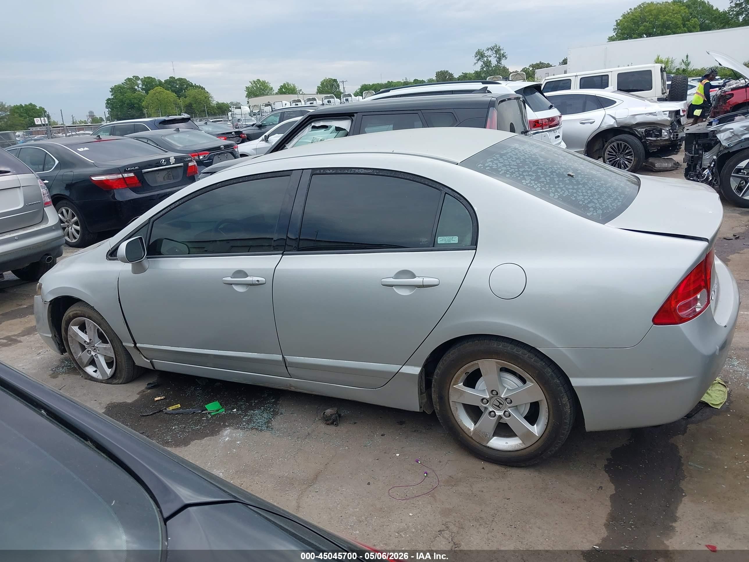 2008 Honda Civic Lx Silver vin: 1HGFA16598L028794