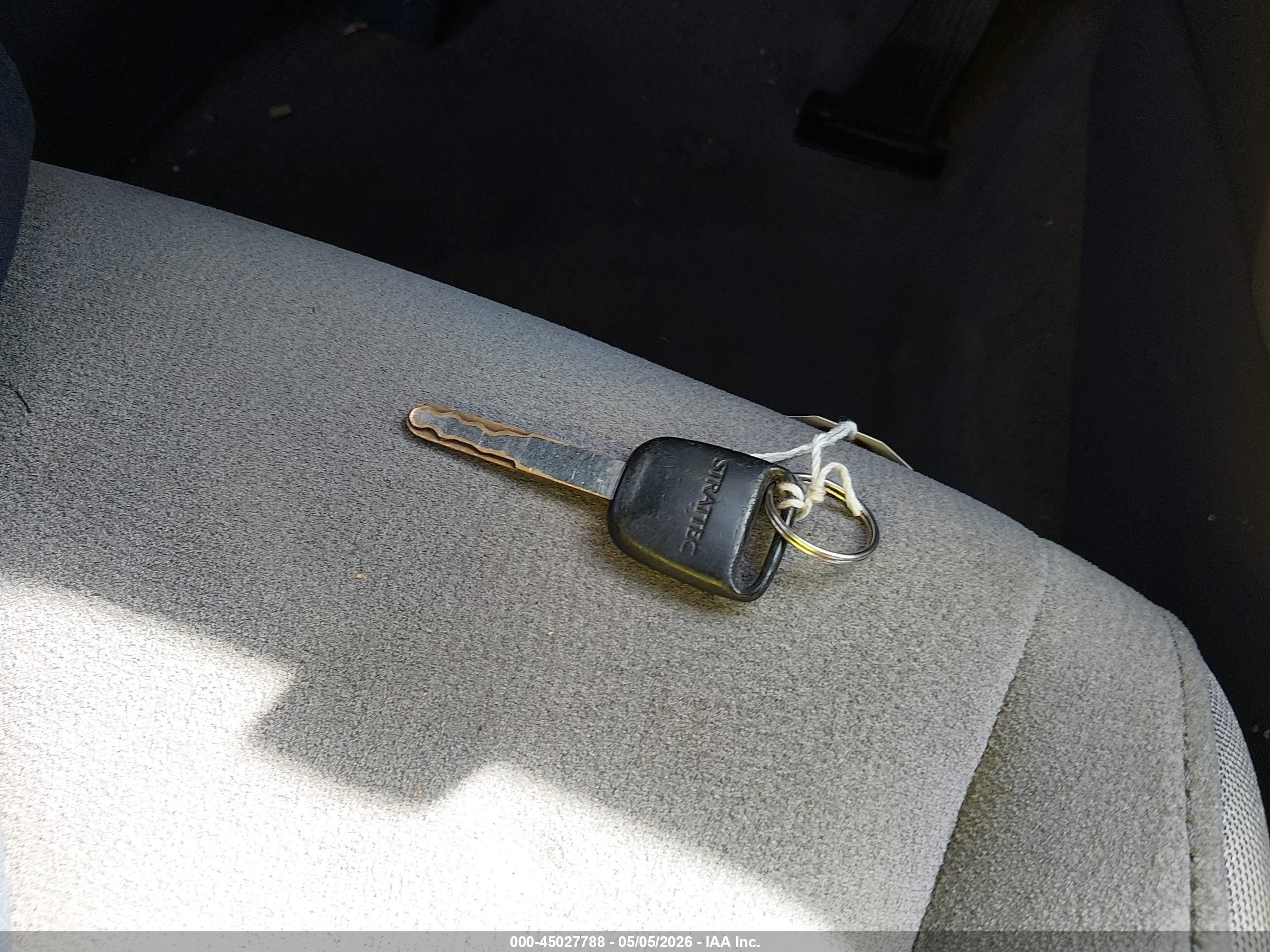 2008 Honda Civic Lx Серый vin: 1HGFA16598L041397