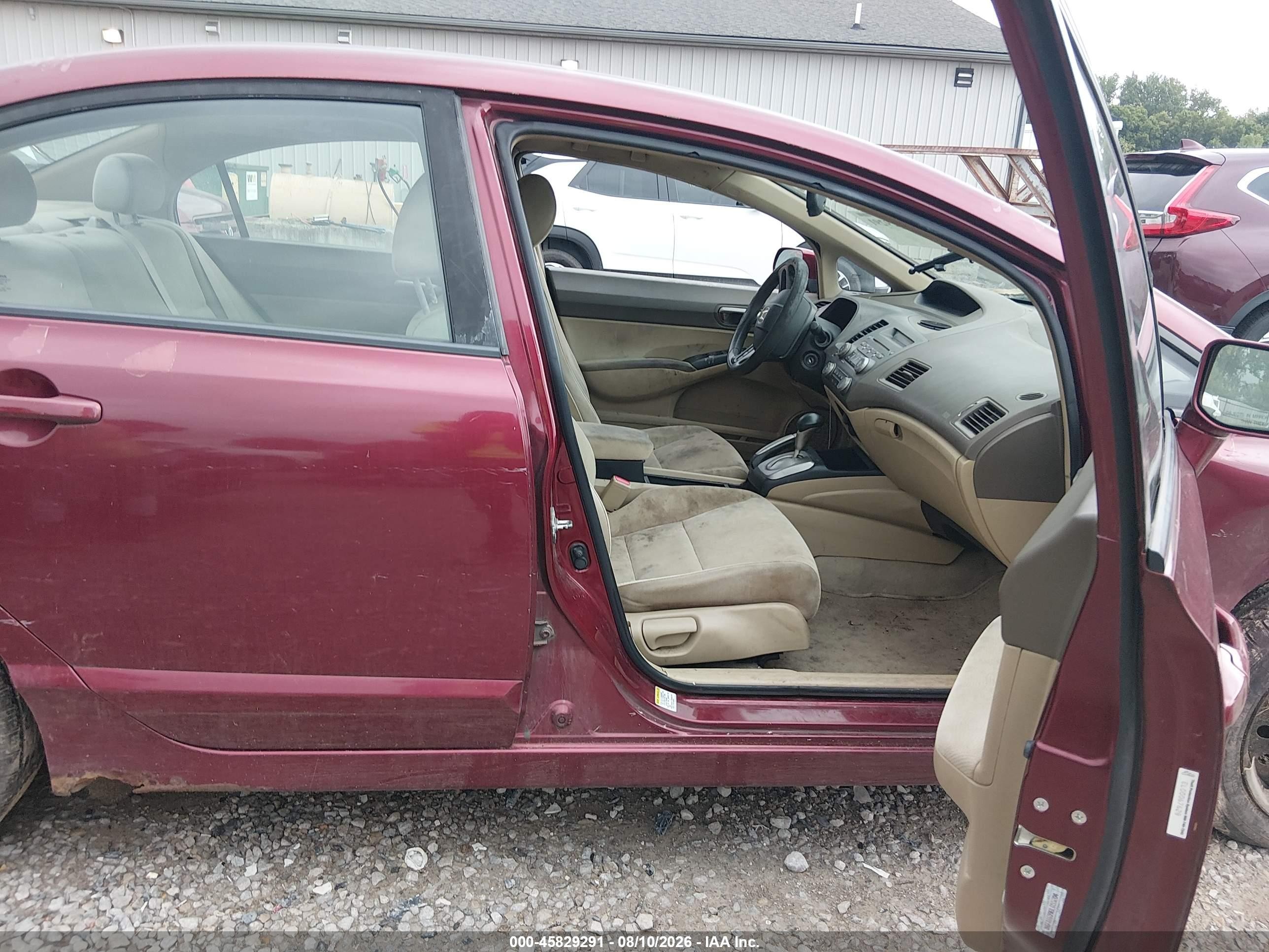 2008 Honda Civic Lx Red vin: 1HGFA16598L055204