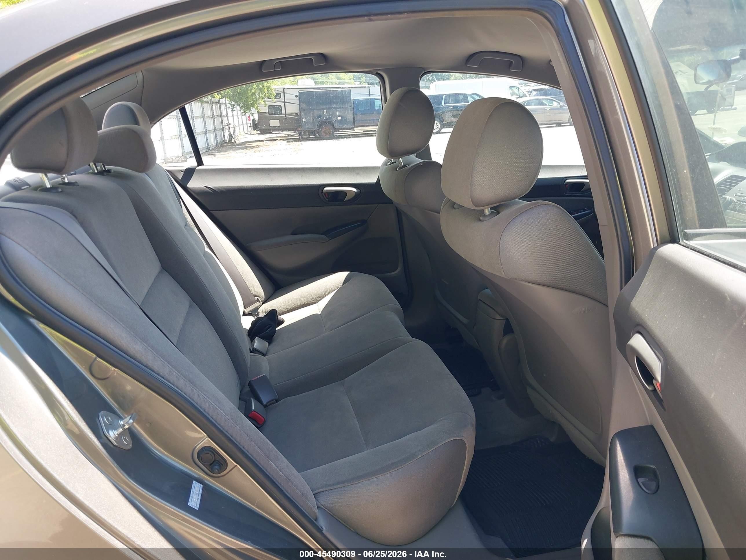 2008 Honda Civic Lx Brown vin: 1HGFA16598L090101