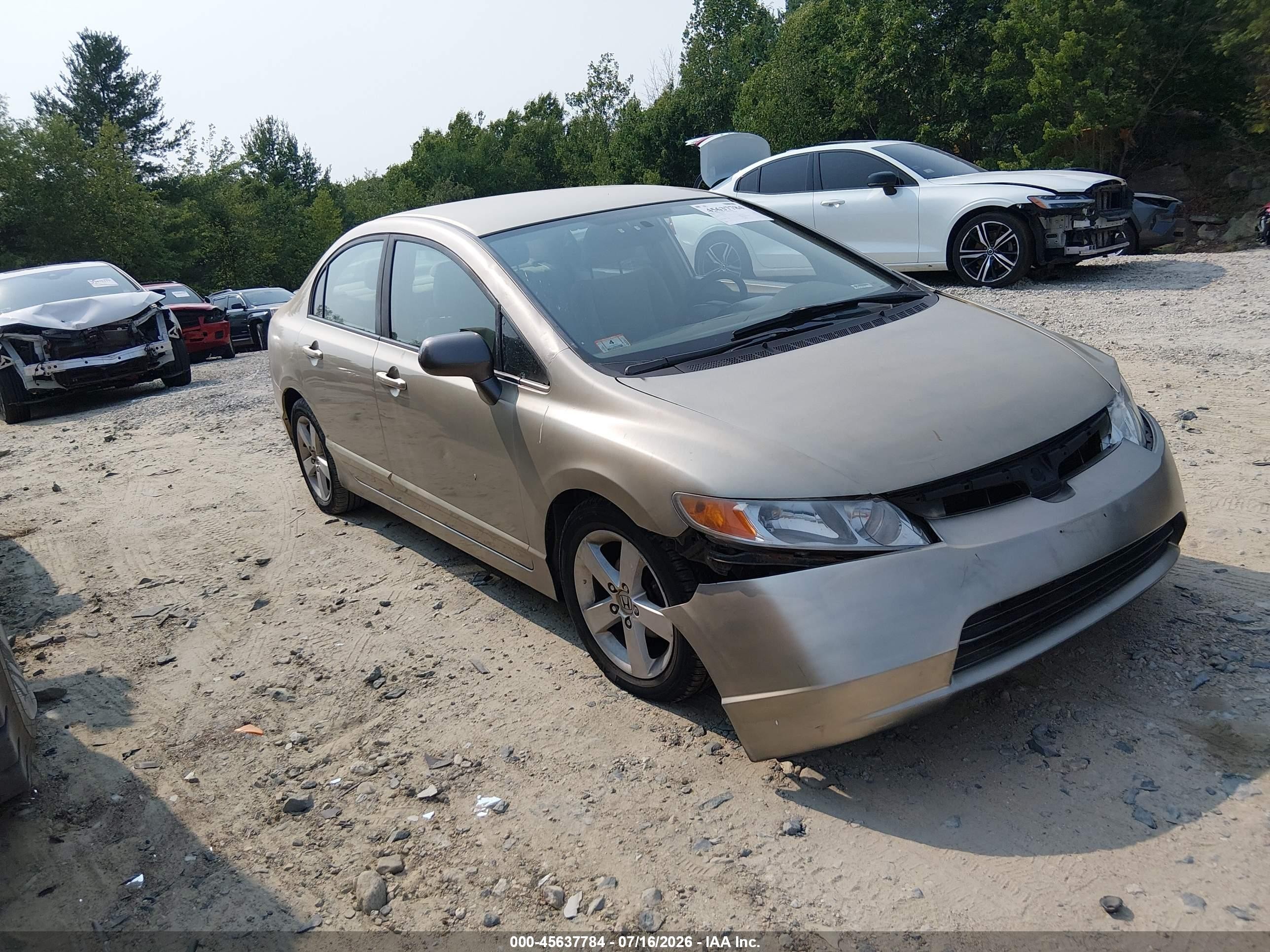 2008 Honda Civic Lx Золотой vin: 1HGFA16598L095914