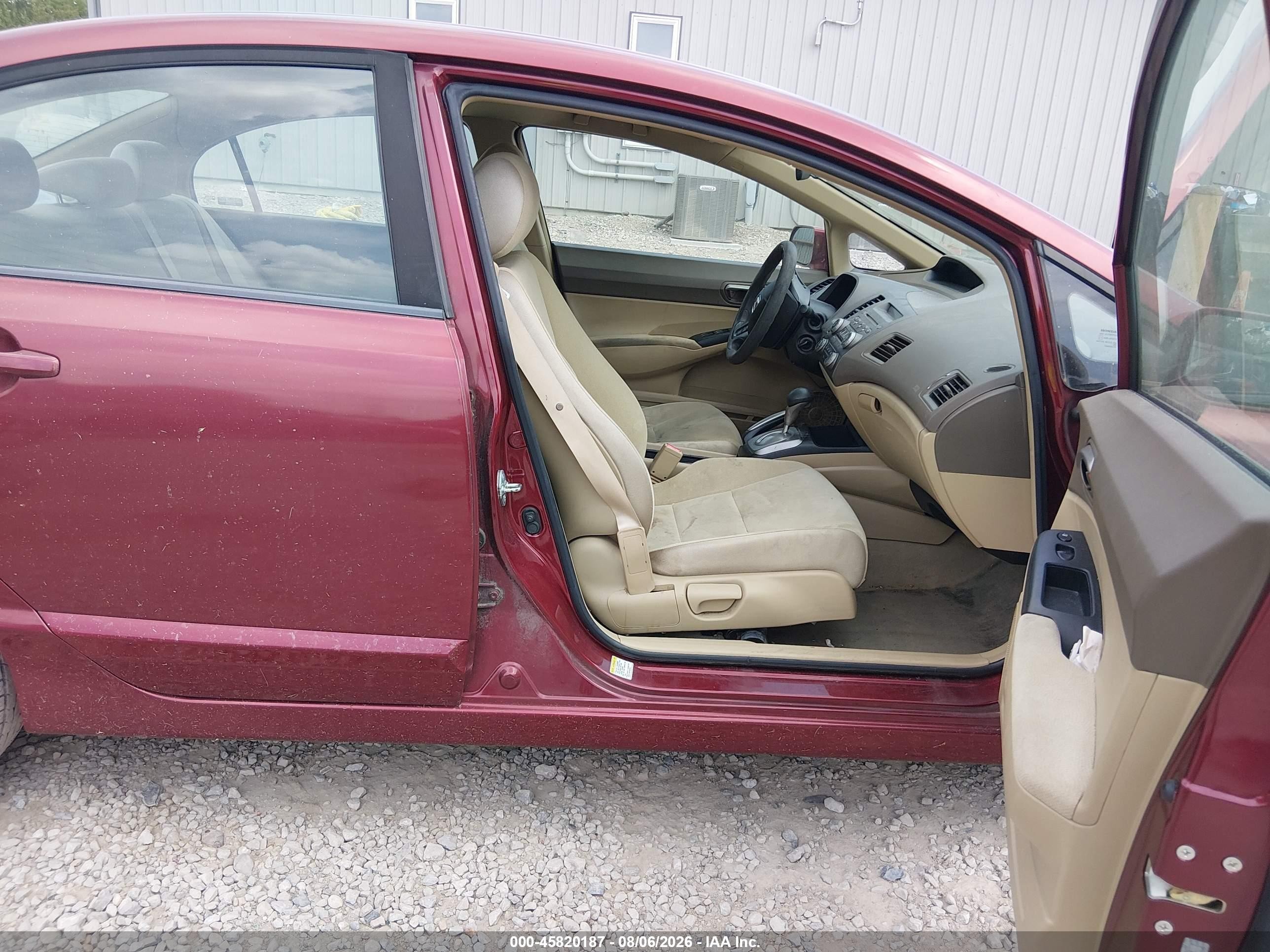 2008 Honda Civic Lx Burgundy vin: 1HGFA16598L101291