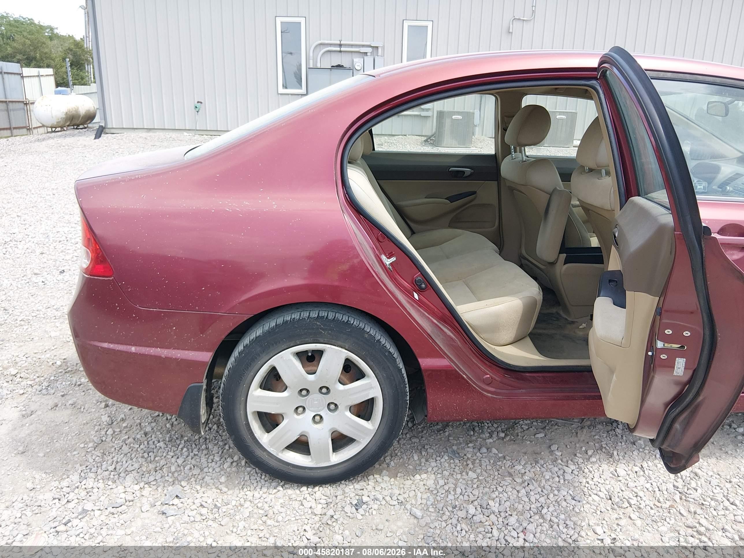 2008 Honda Civic Lx Burgundy vin: 1HGFA16598L101291