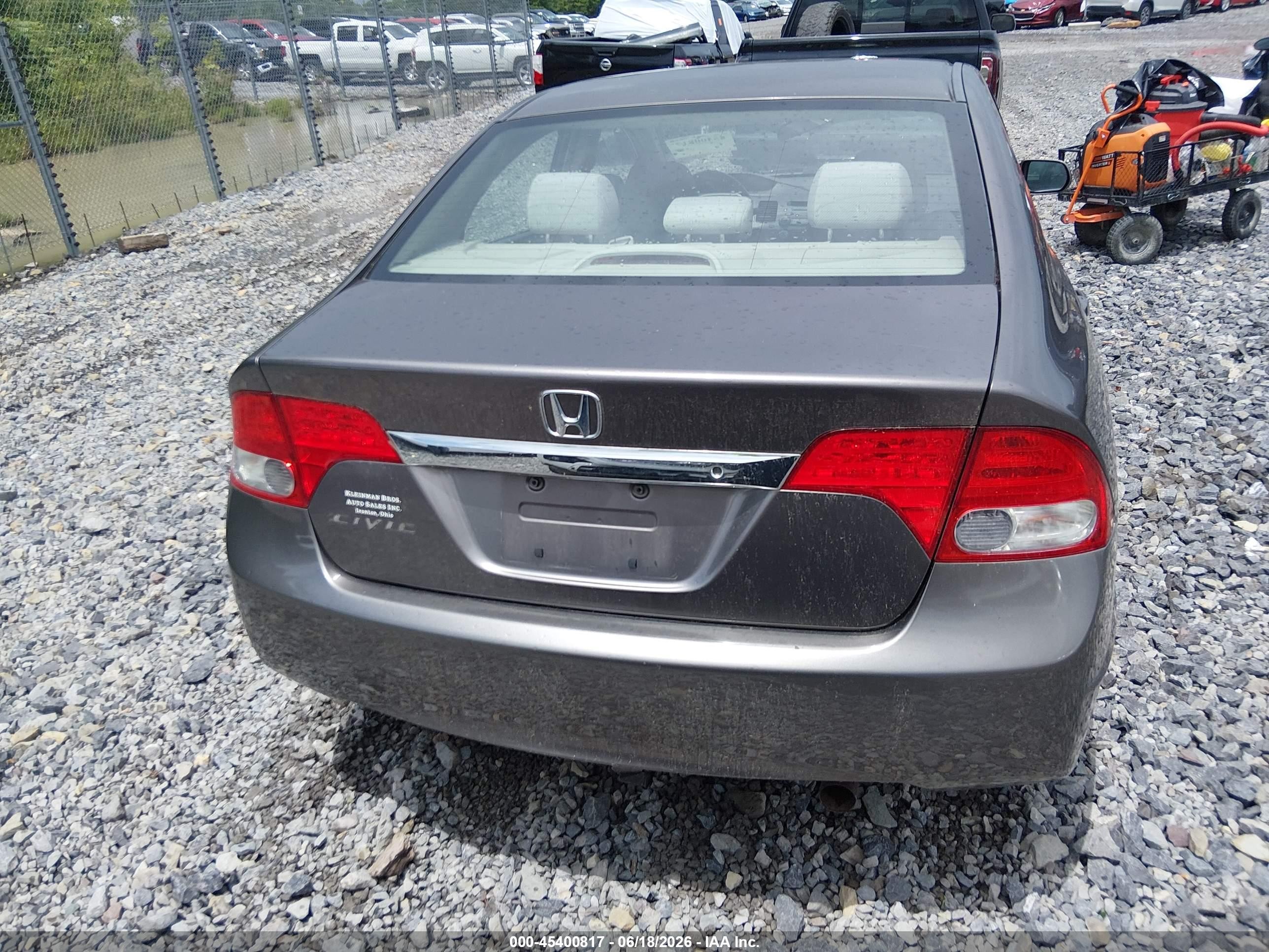 2009 Honda Civic Lx Gray vin: 1HGFA16599L007509