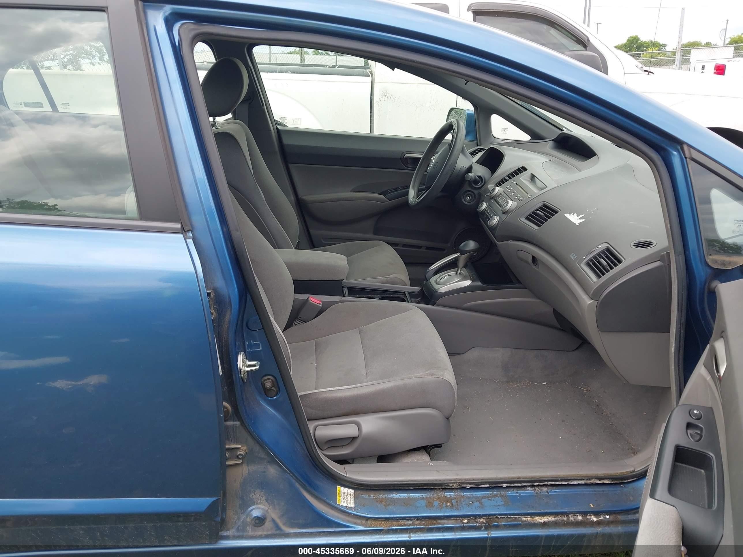 2007 Honda Civic Lx Blue vin: 1HGFA165X7L131396