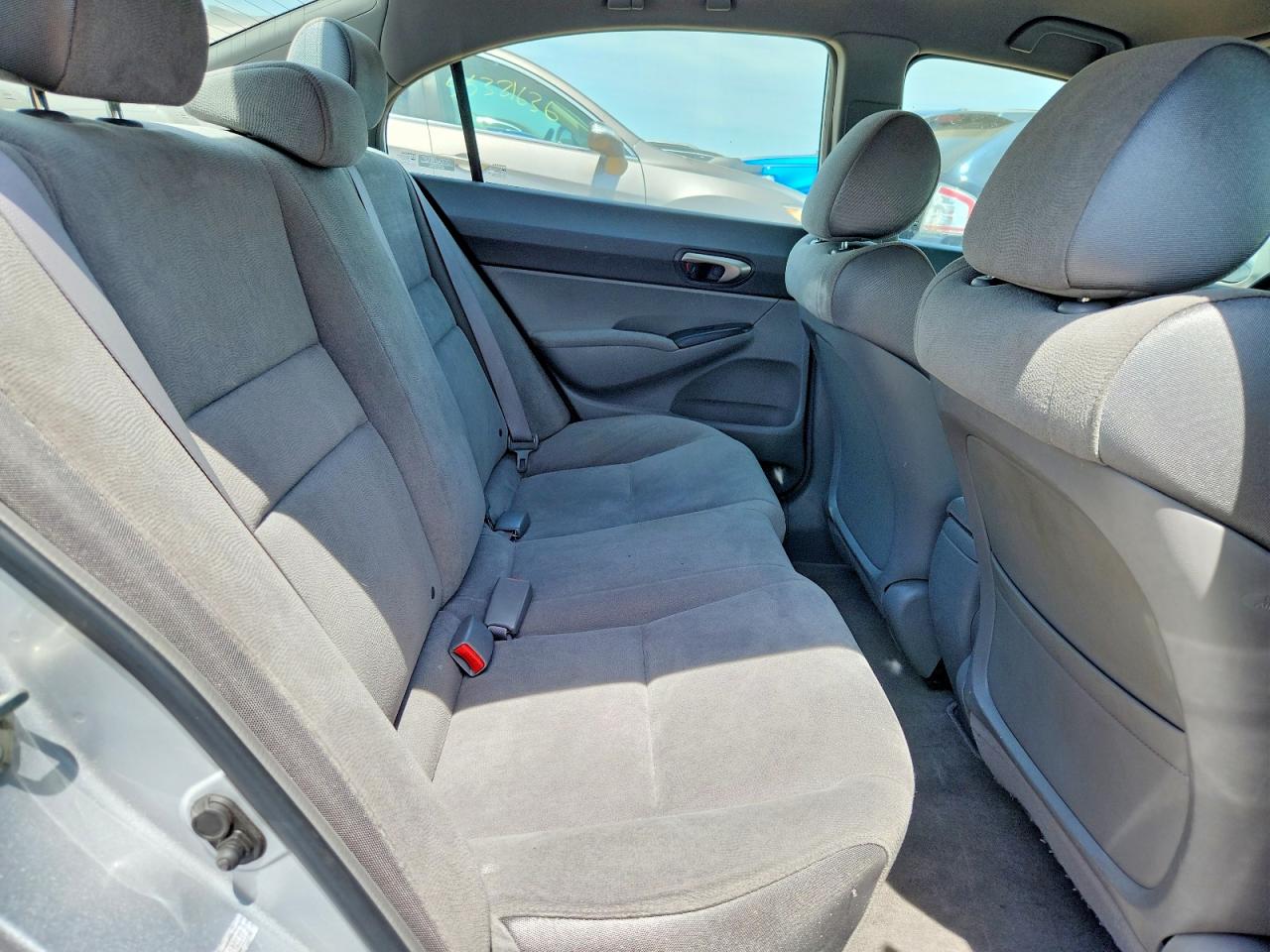 2007 Honda Civic Lx Silver vin: 1HGFA165X7L140177