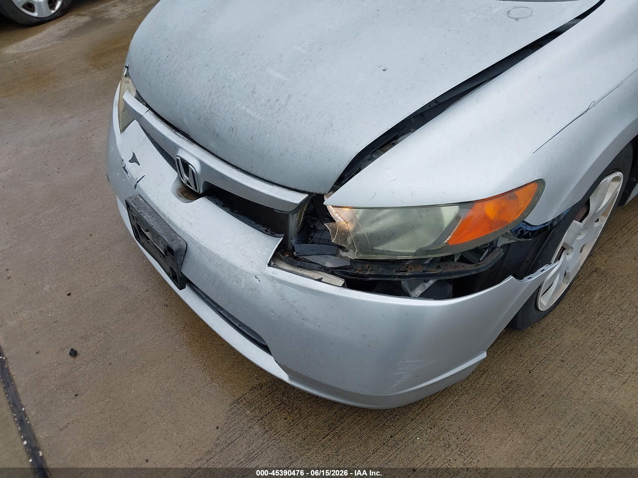 2008 Honda Civic Lx Silver vin: 1HGFA165X8L012412